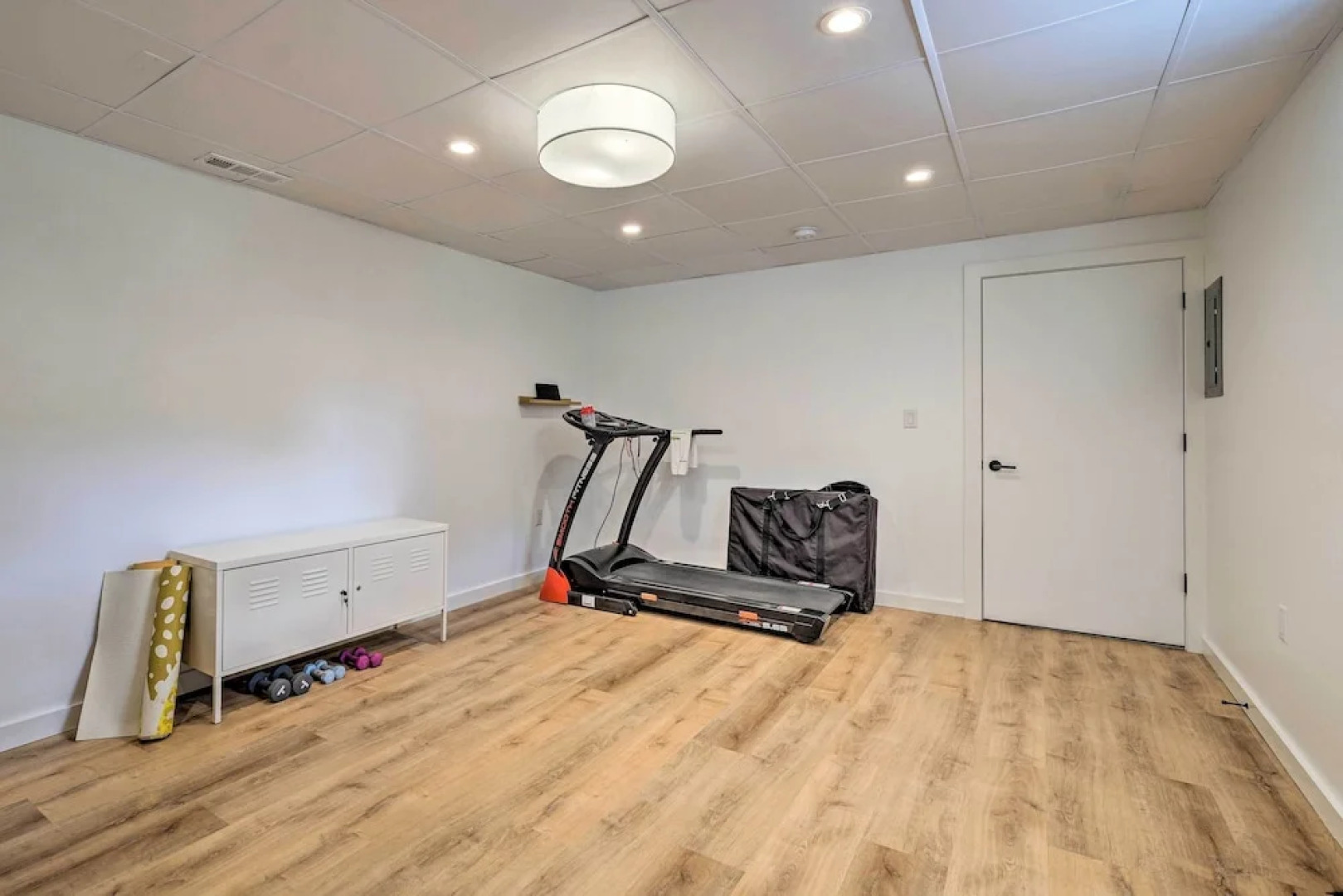 Luxe + Modern Home: 30 Mi to Saratoga Springs!