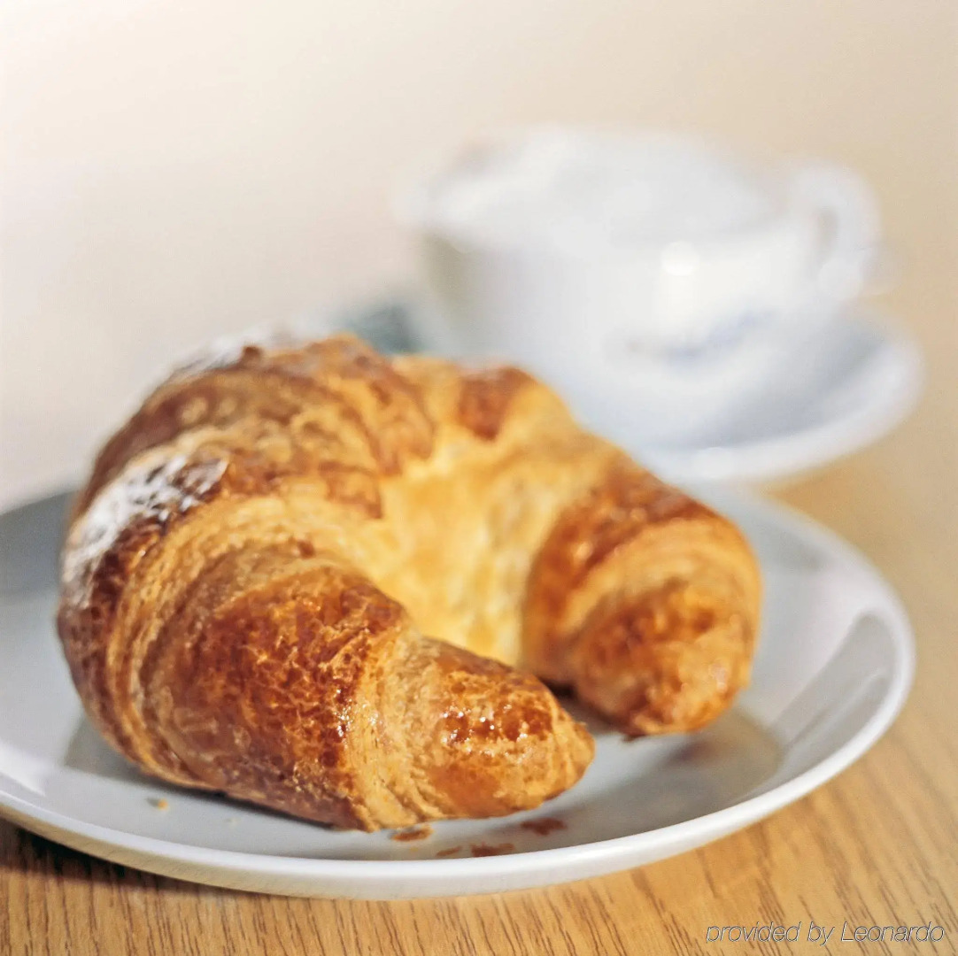 Motel One Salzburg - Mirabell