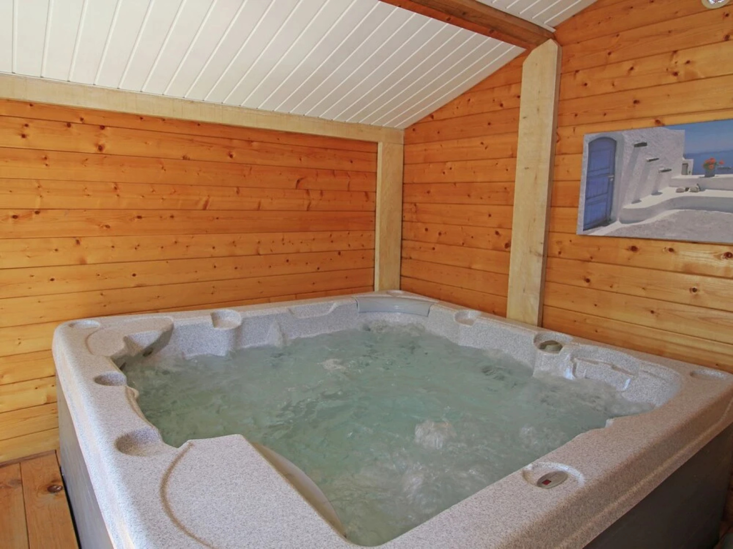 Villa With Heated Private Pool and Jacuzzi, 15 min From the Sea!