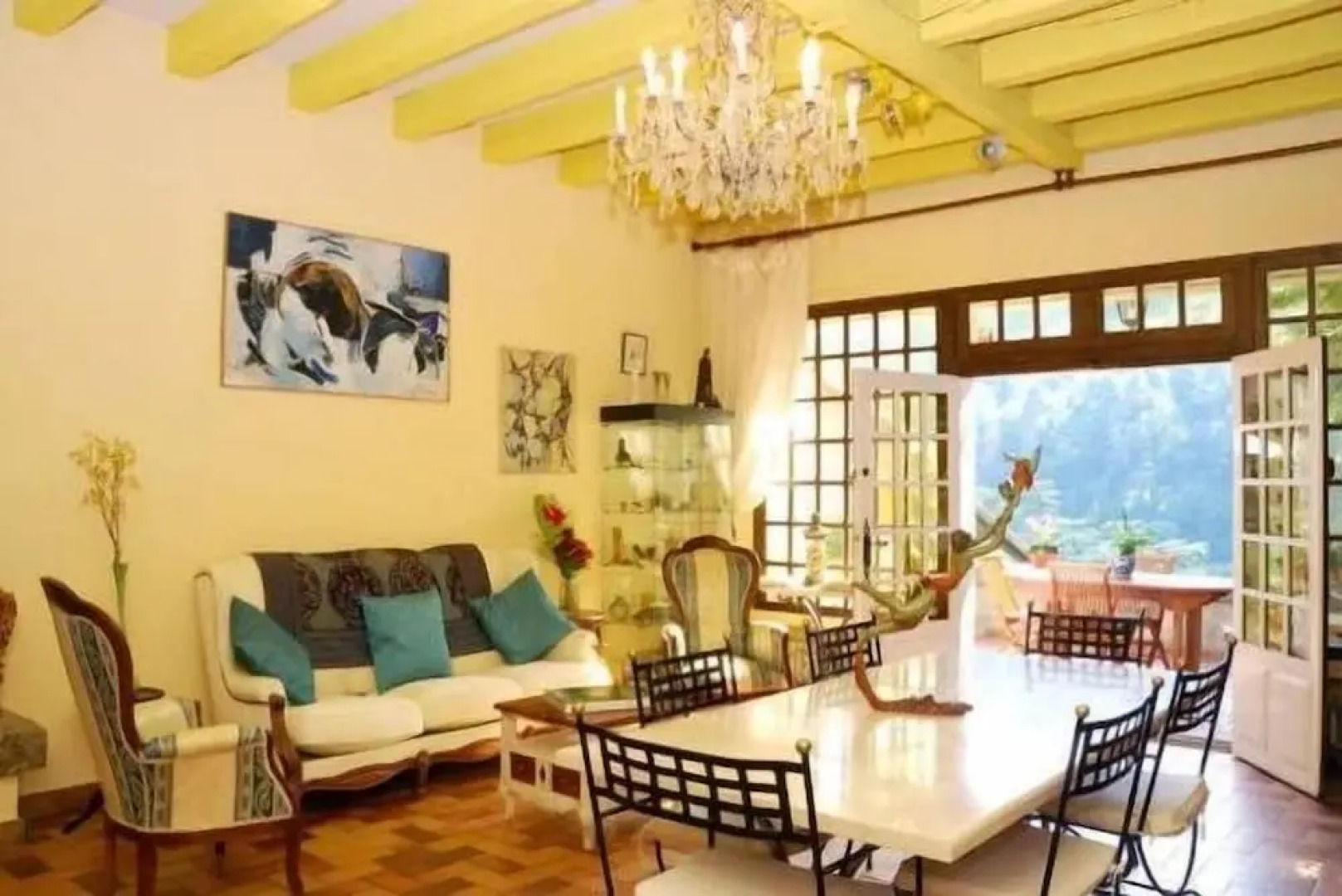 Villa Aimee Luxury Apartments With Heated Pool