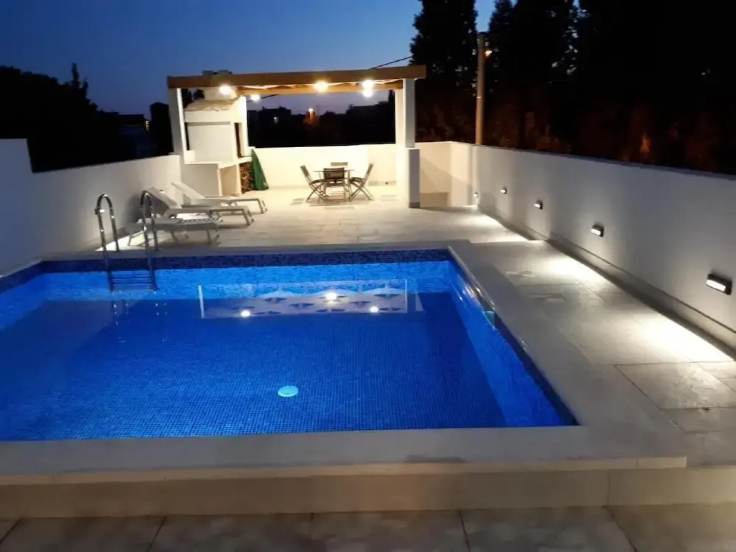 Villa Dragi, Villa With Pool and big Terrace, sea View, Peacfully and Quite
