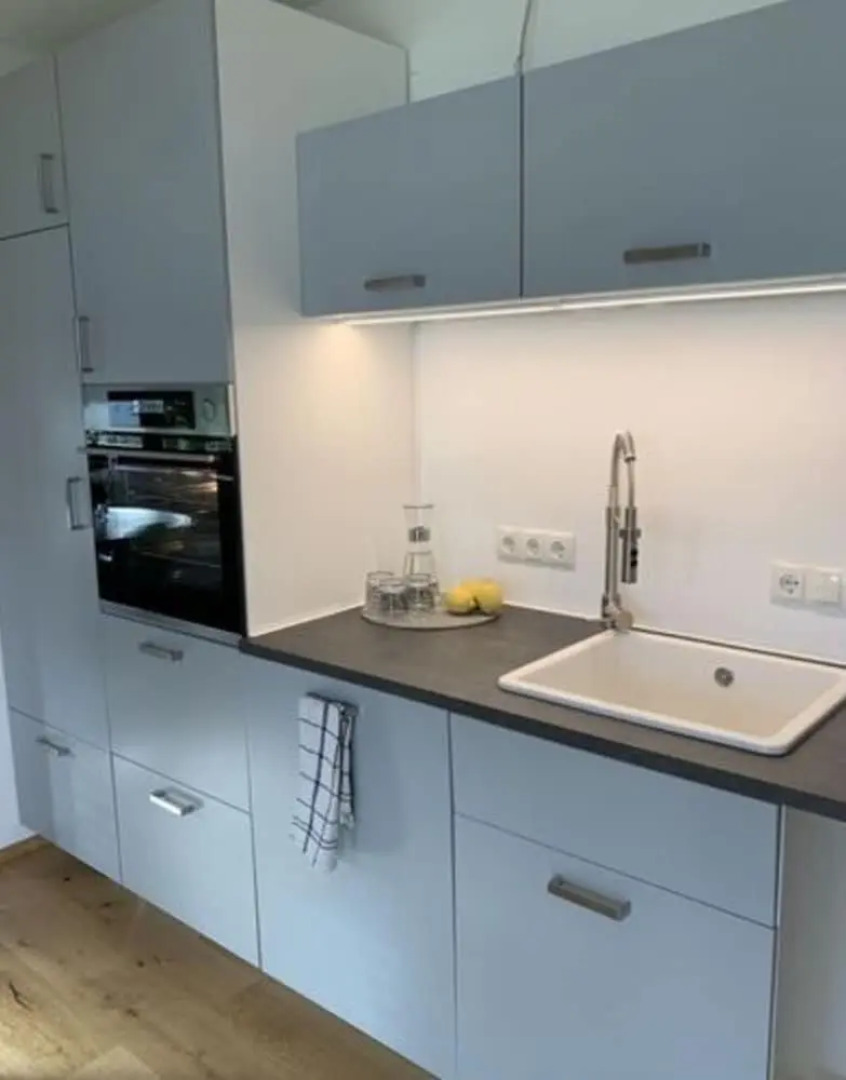 Holiday Apartment by the Pond