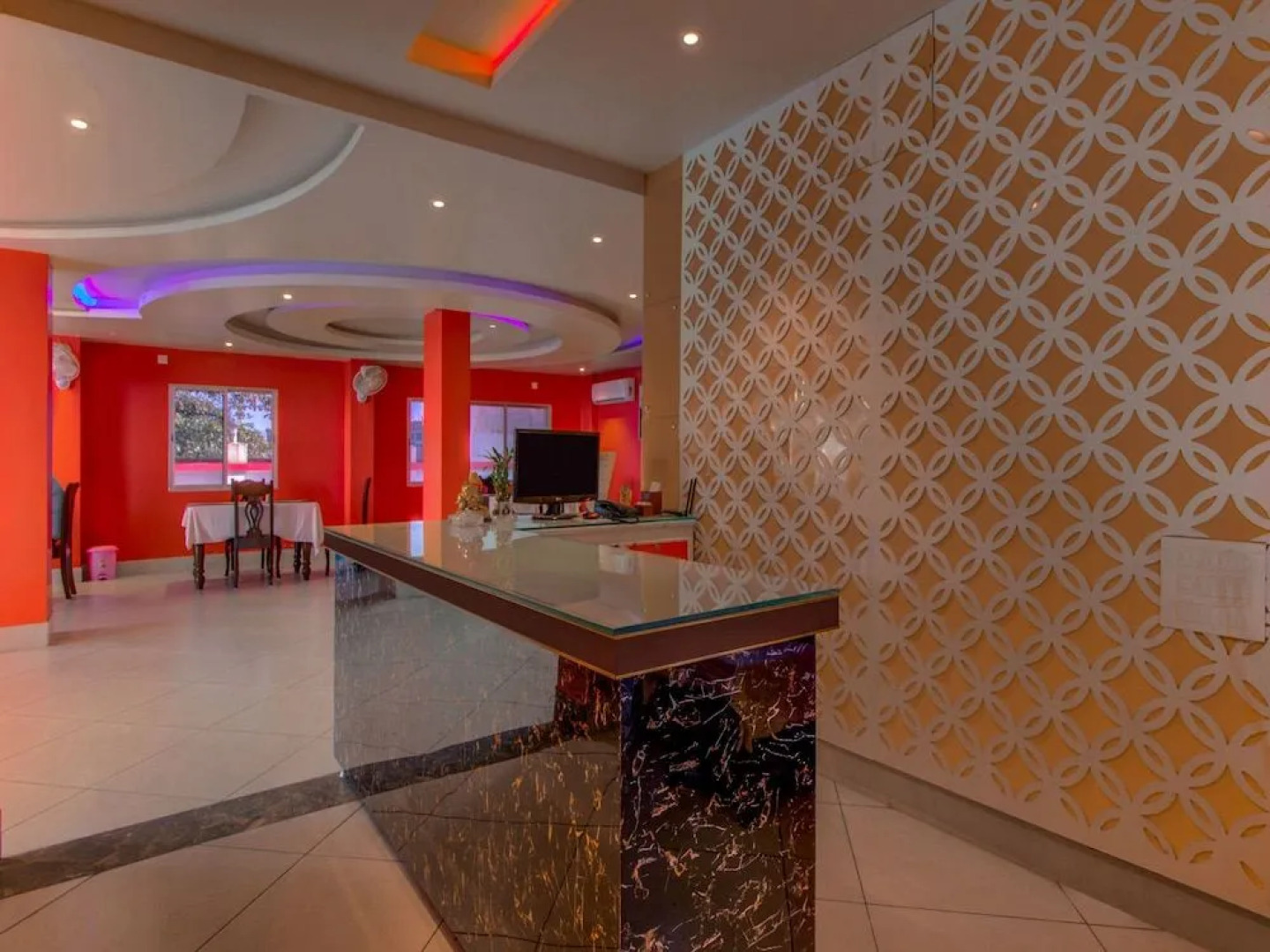 OYO 15636 Mountain Green