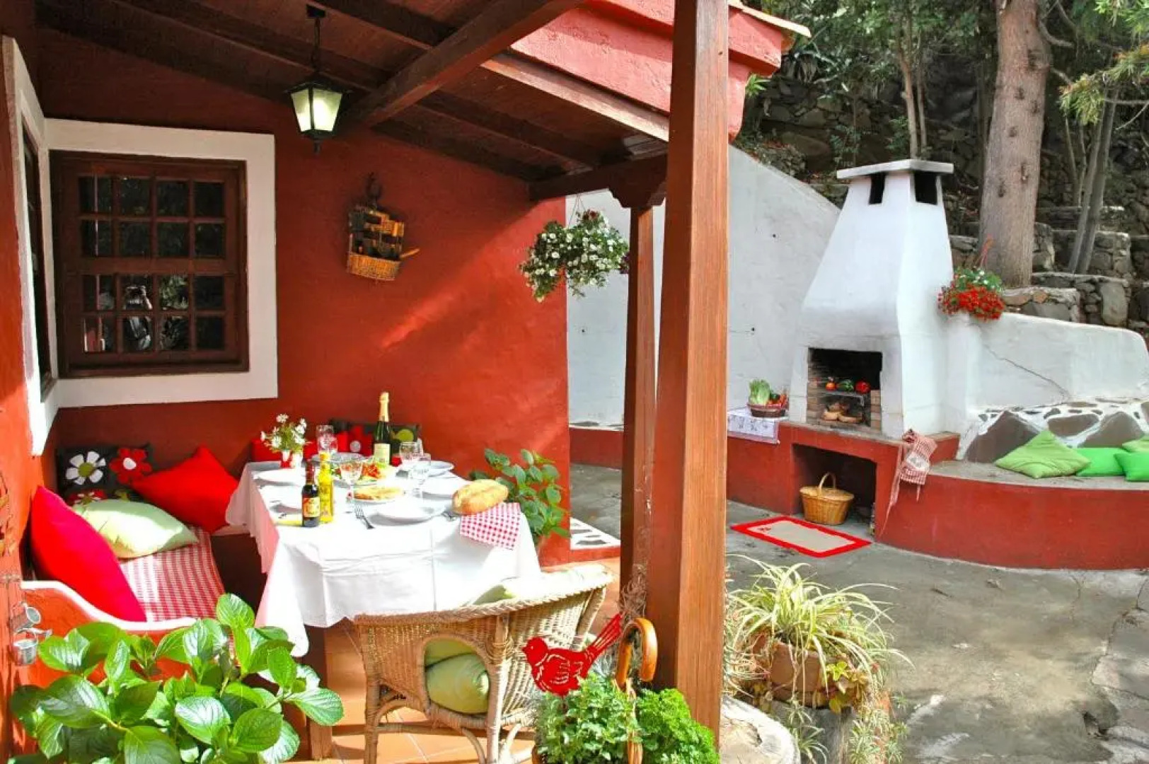 La Casa del Moral by I N Z U L A E