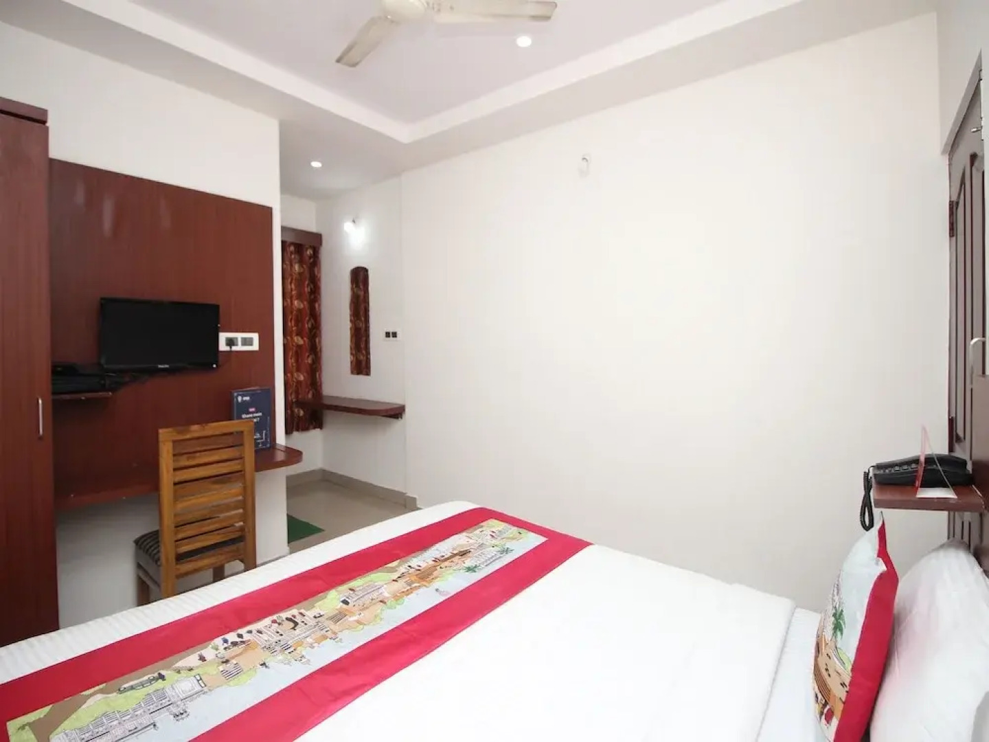 OYO 9632 Hotel Prestige Residency