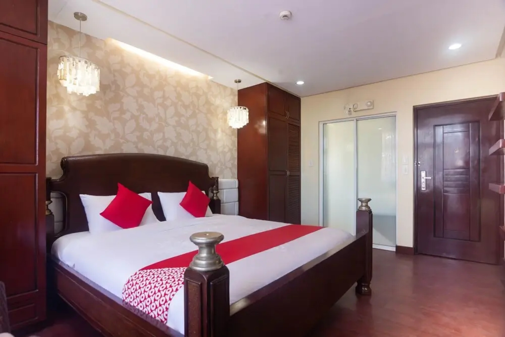 San Remigio Pensionne Suites