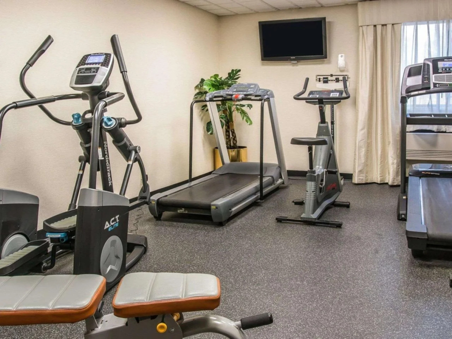 Comfort Inn Near Greenfield Village