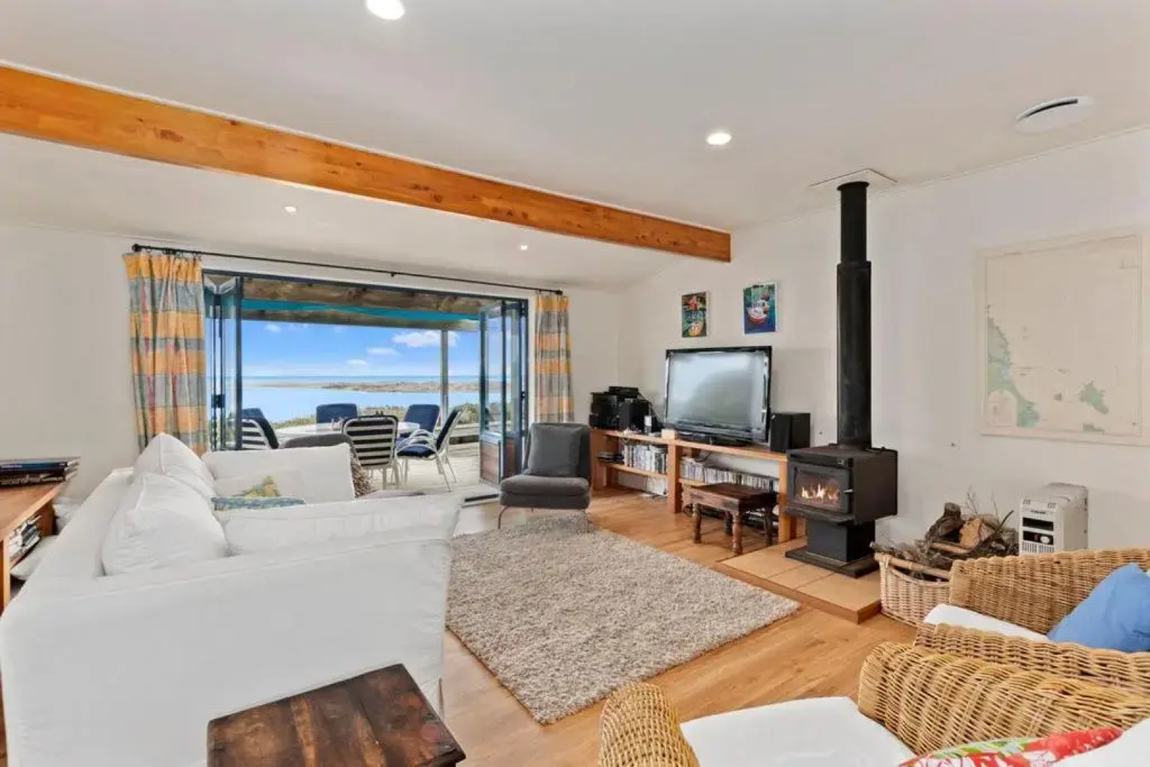Taste Of Paradise with WiFi!- Mangawhai Heads Holiday Home