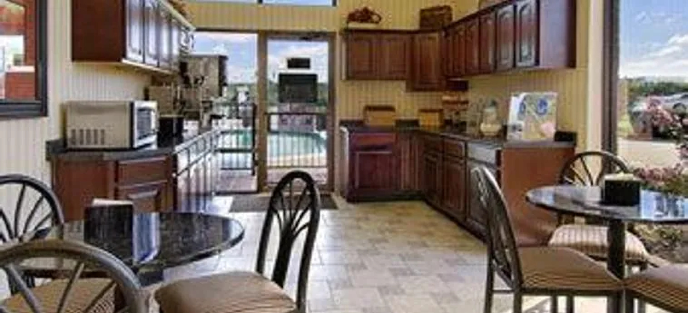 Travelodge Bentonville