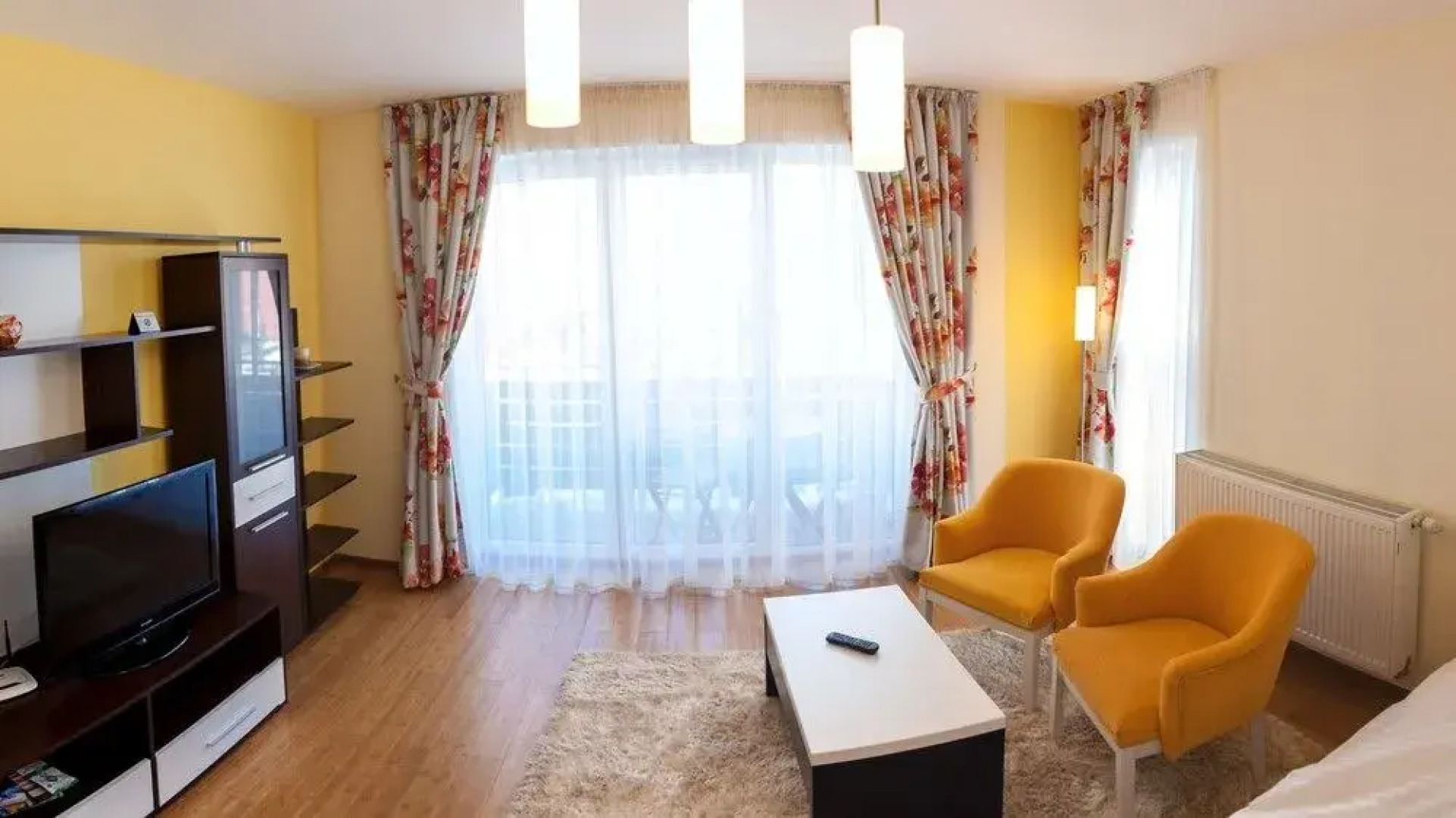 Brasov Holiday Apartments Seasons