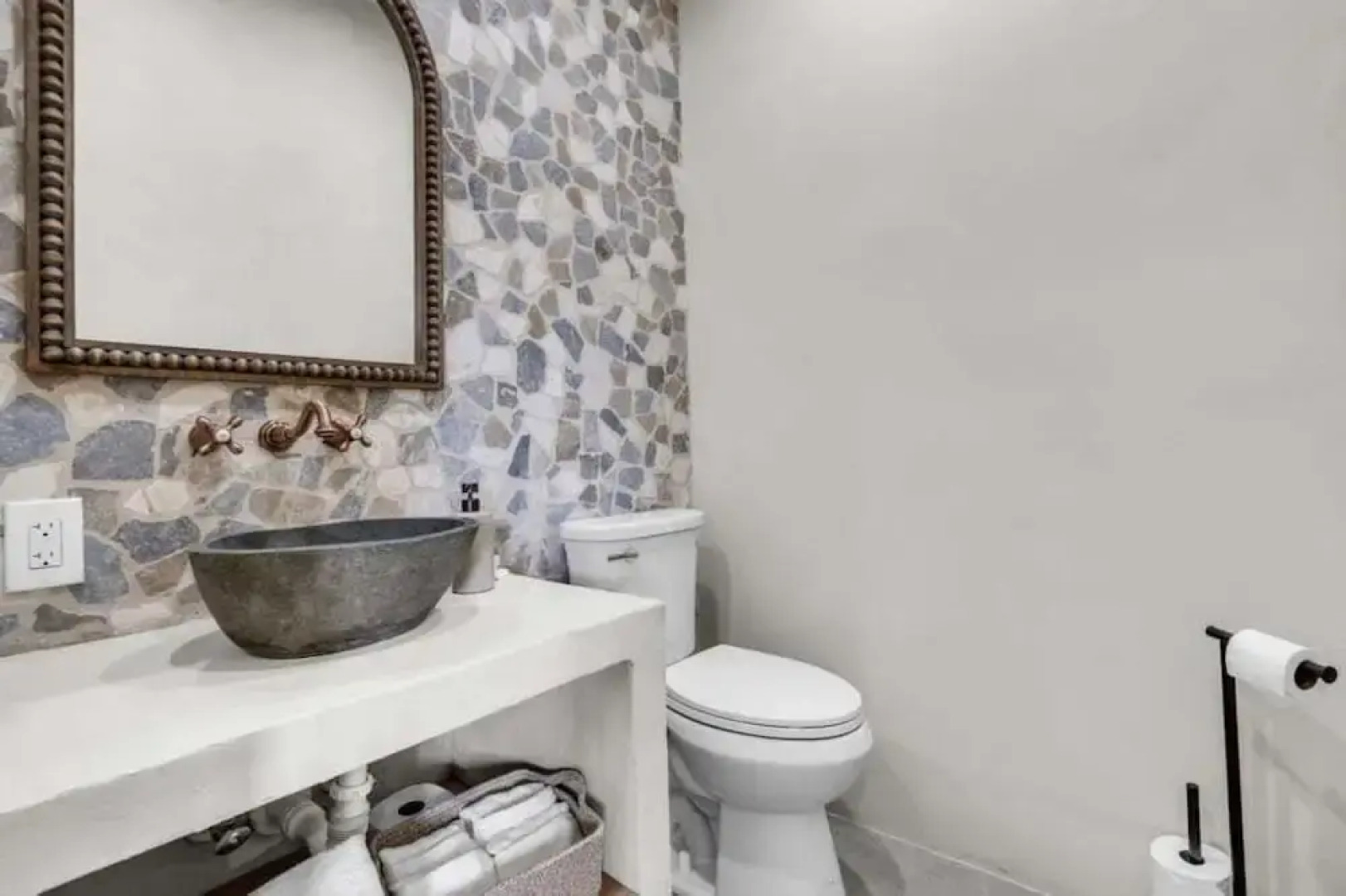 4br Biscayne River Home: Pool & Pickleball Fun 4 Bedroom Home