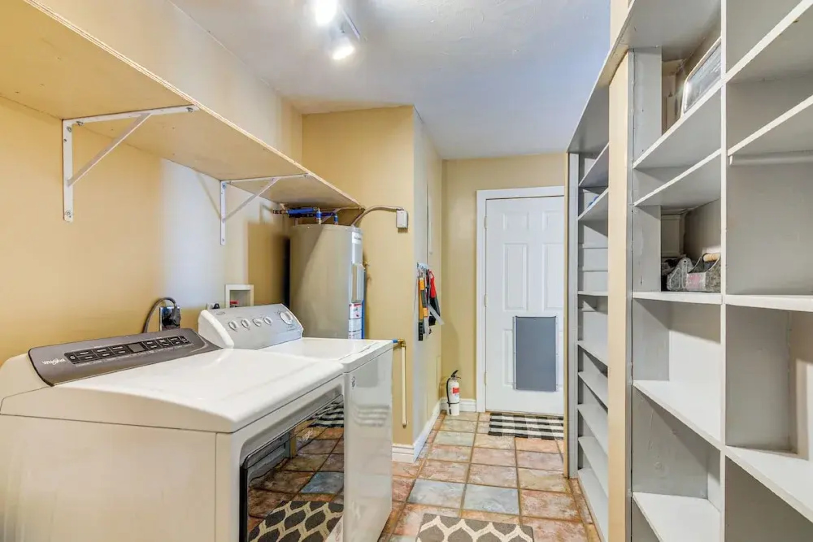 3 Mi to Glen Canyon Dam: Home w/ Fenced Yard