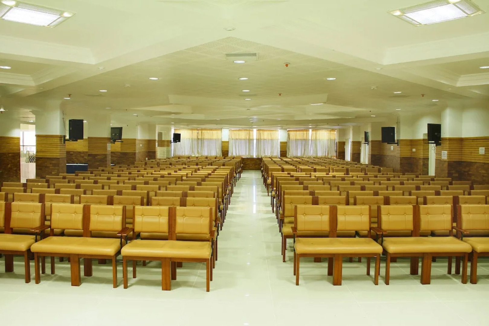 Hotel Dsf Grand Plazas