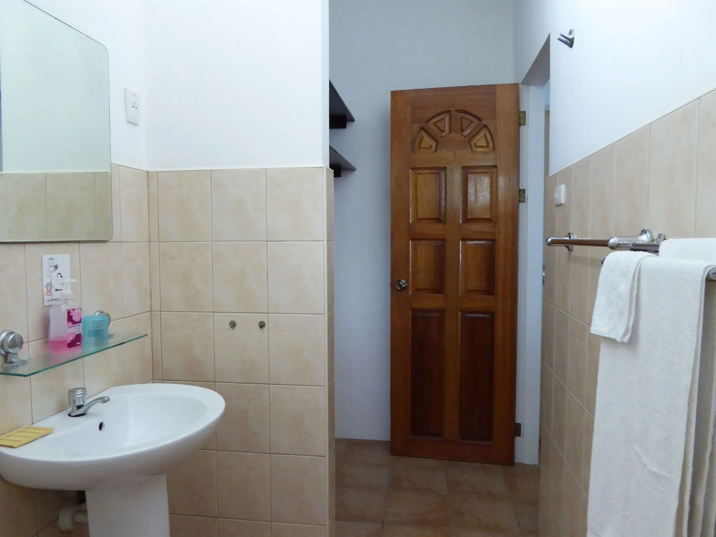 Marcosas Cottages Resort