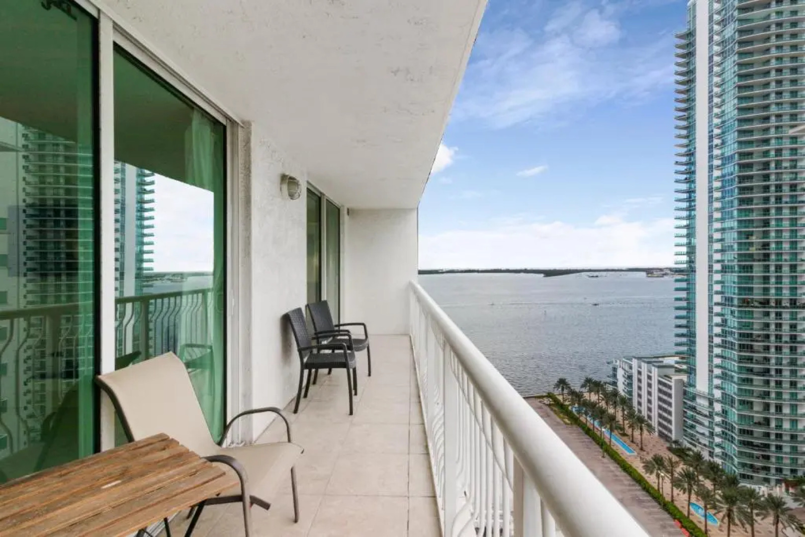 Oceanview Luxury Converted 4 BR Miami Brickell Ave