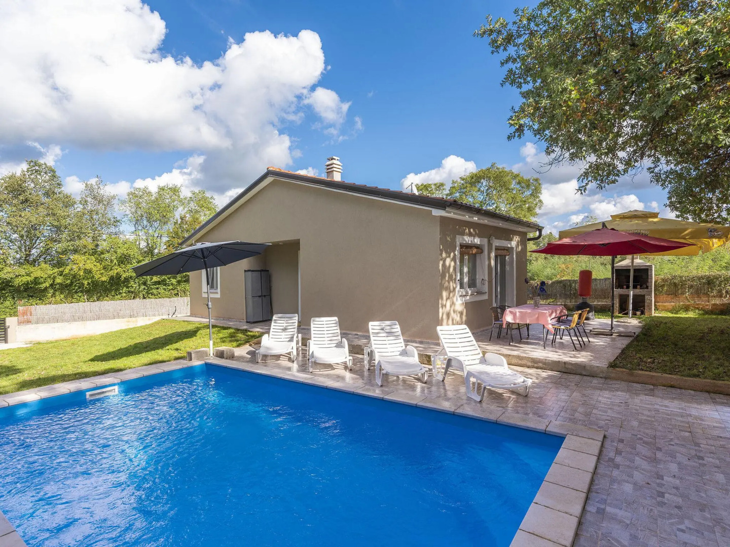 Holiday house for 4-5 persons with private pool near Rovinj