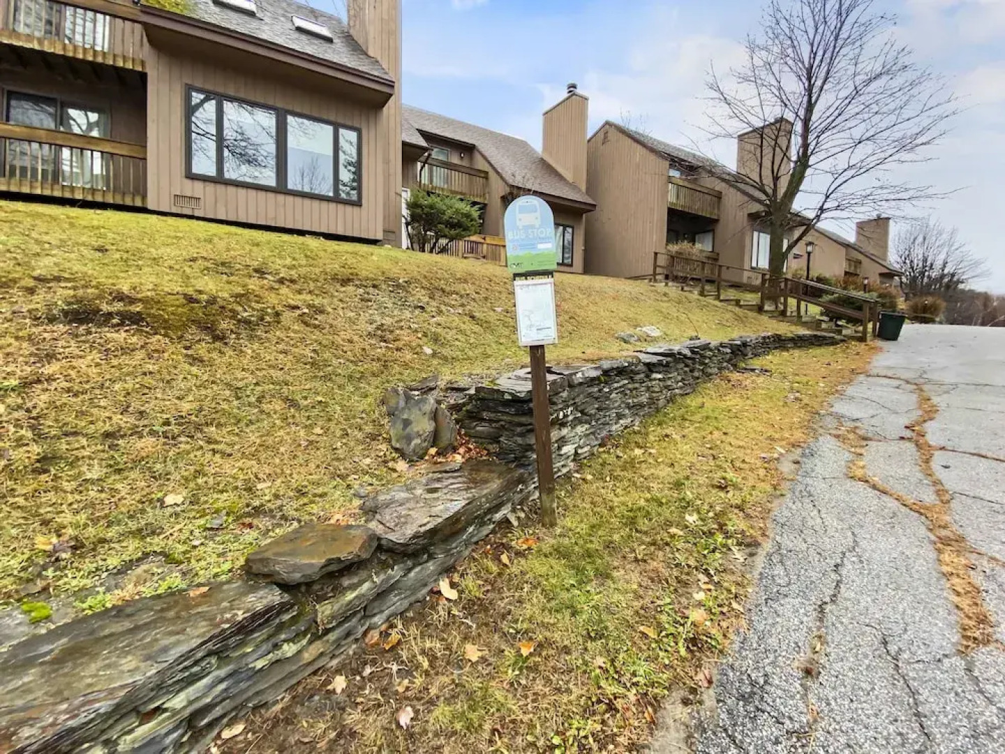 41 Summit Condo Near Mountain Shuttle by RedAwning