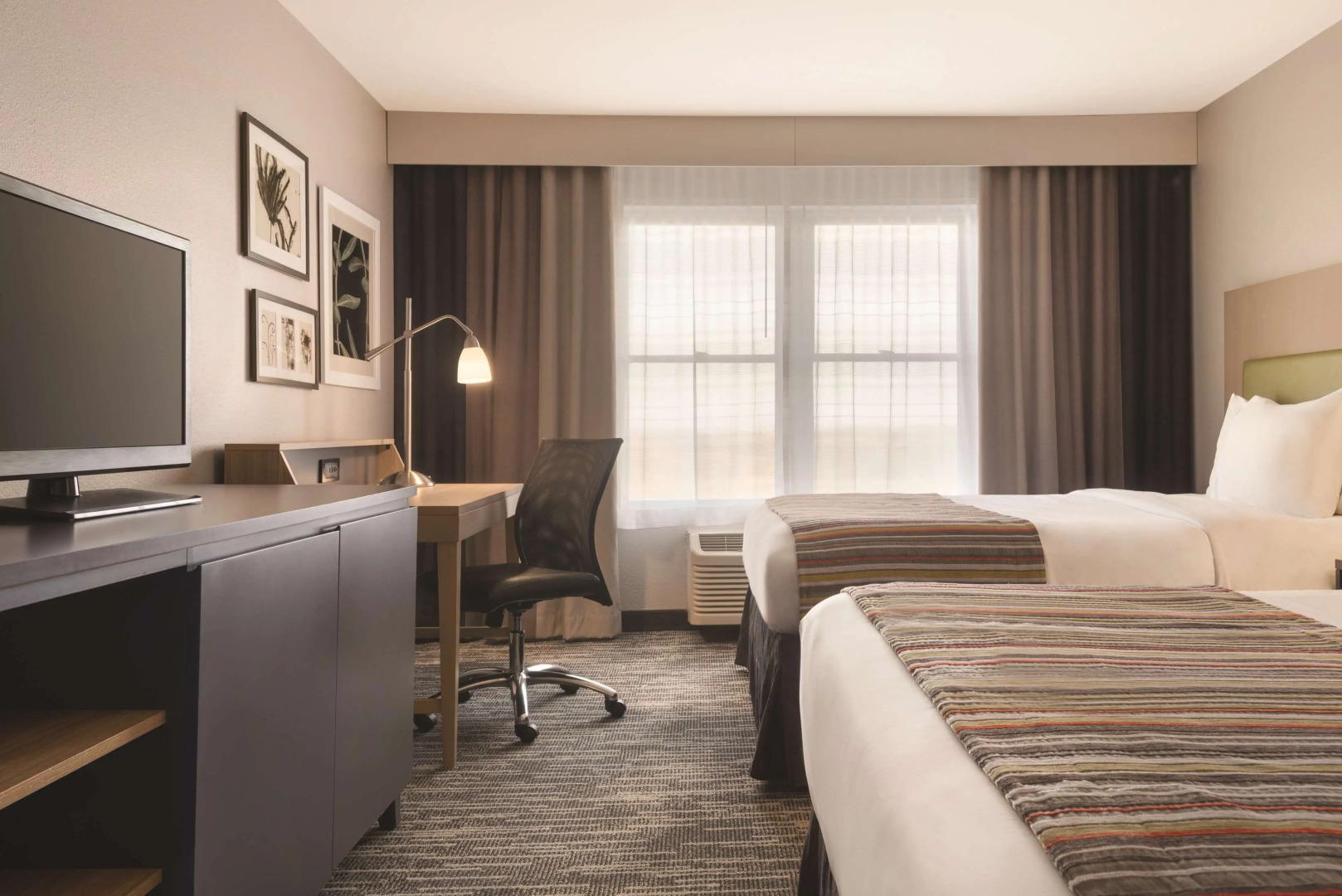 Country Inn & Suites by Radisson, Galena, IL