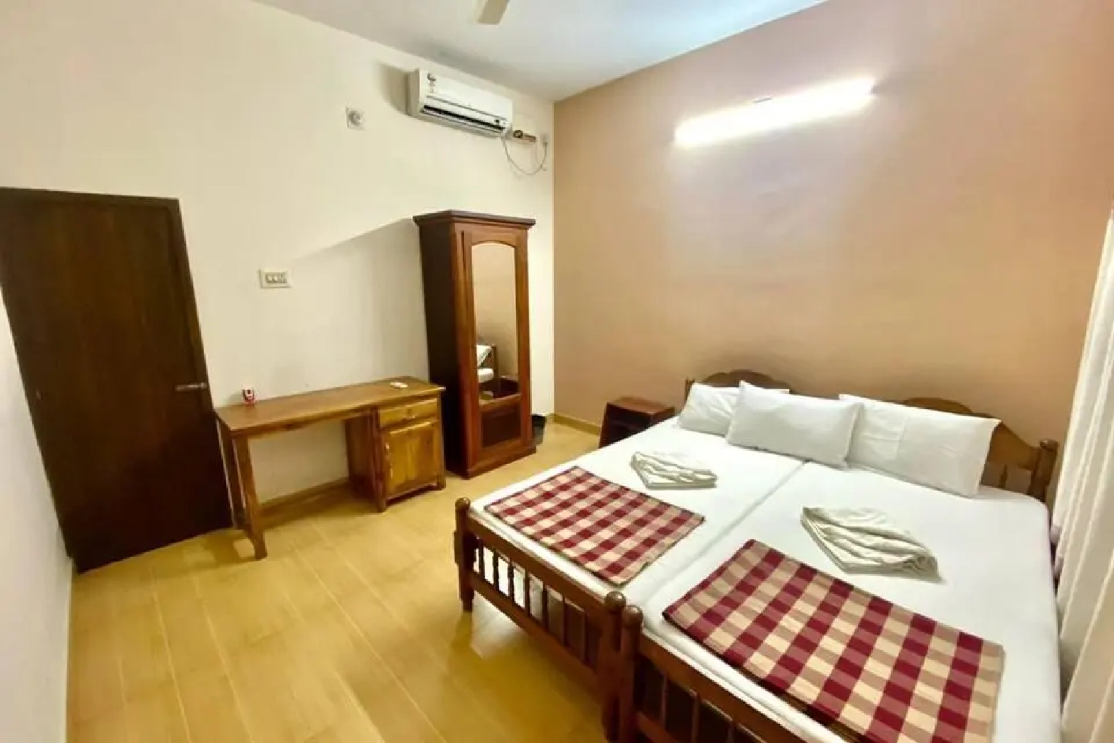 Seashell Harish Beach Home