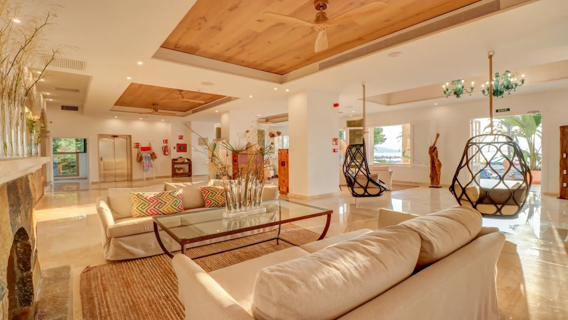 Hoposa Pollentia - Adults Only