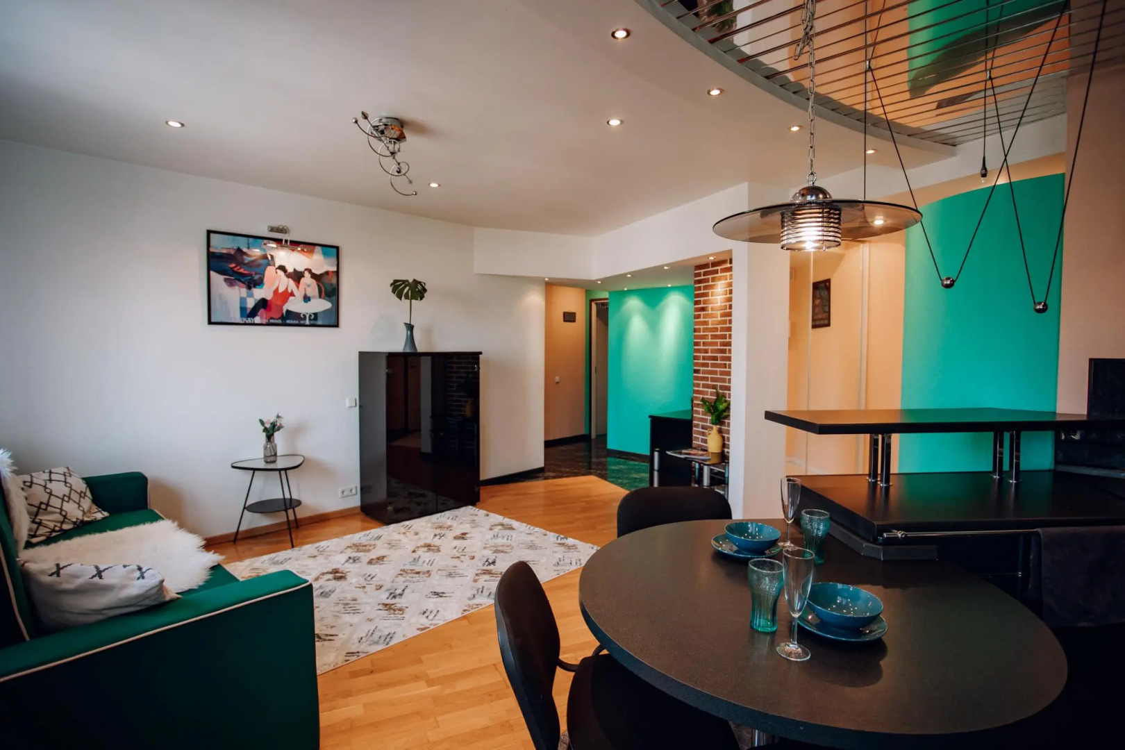 Tolstoy Apart Лейтейзена 6