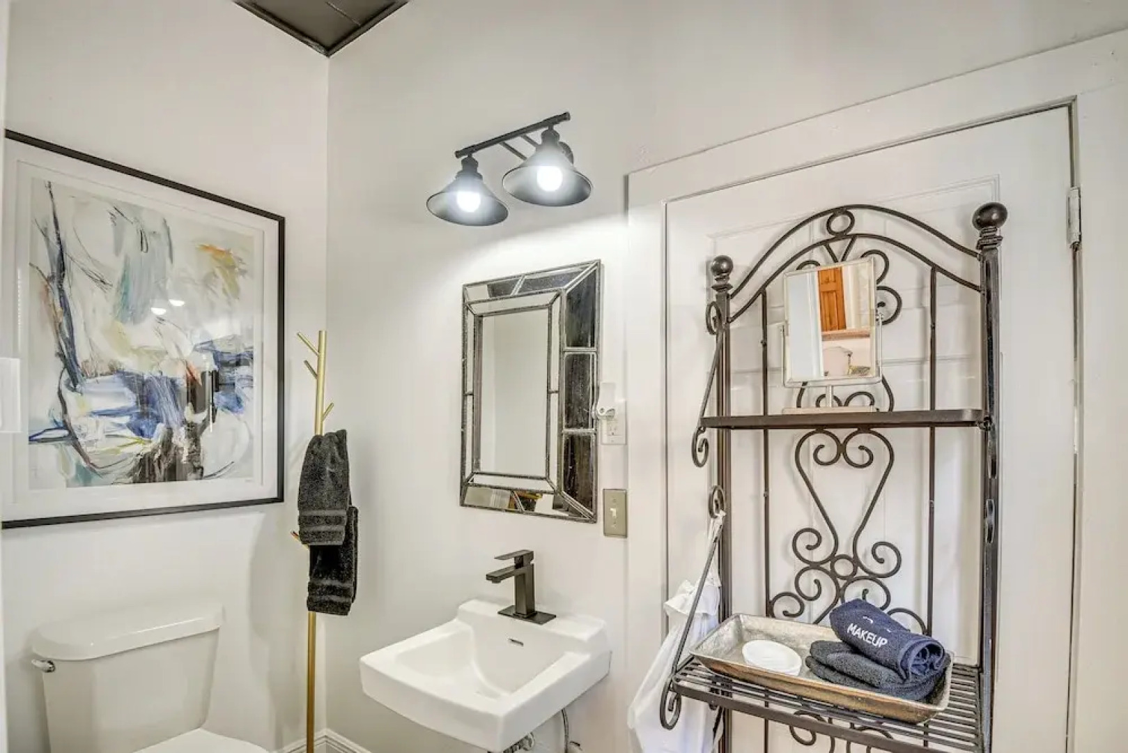 Walk to Historic Dtwn: Sanford Home w/ Gas Grill!