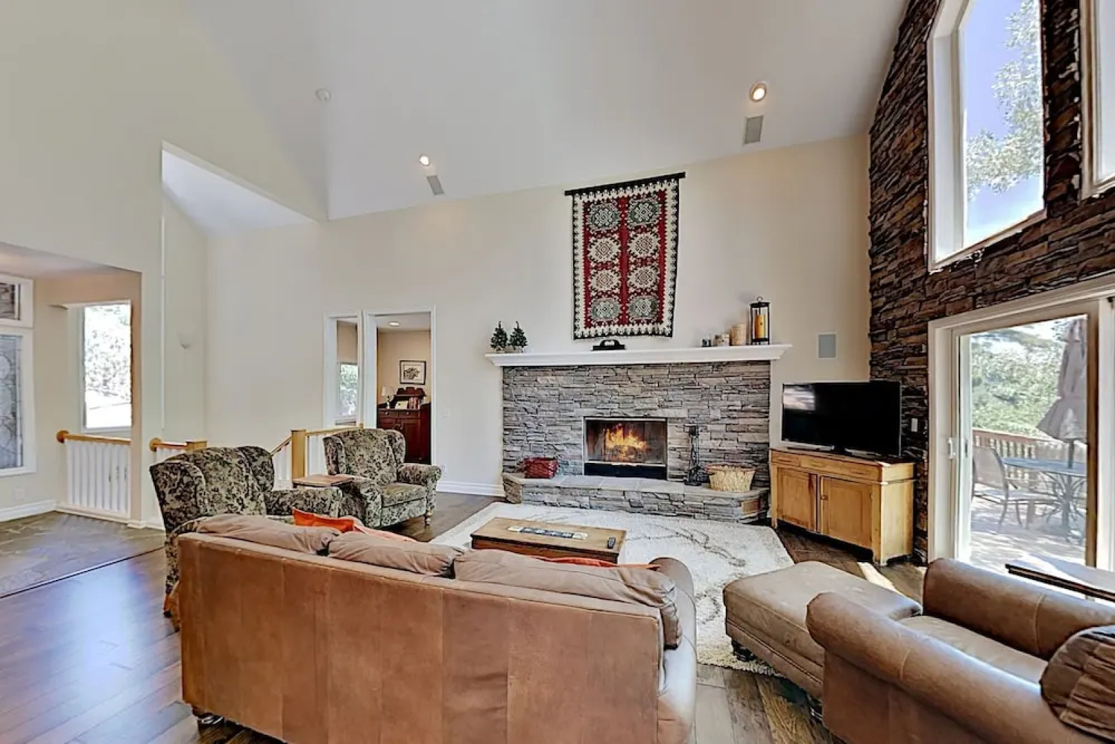 255squir 4 Bedroom Home