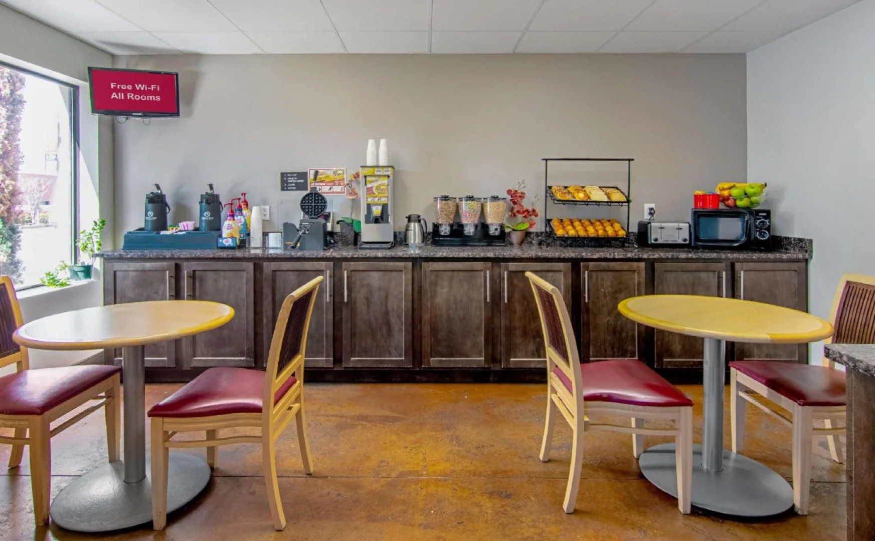 Red Roof Inn Locust Grove