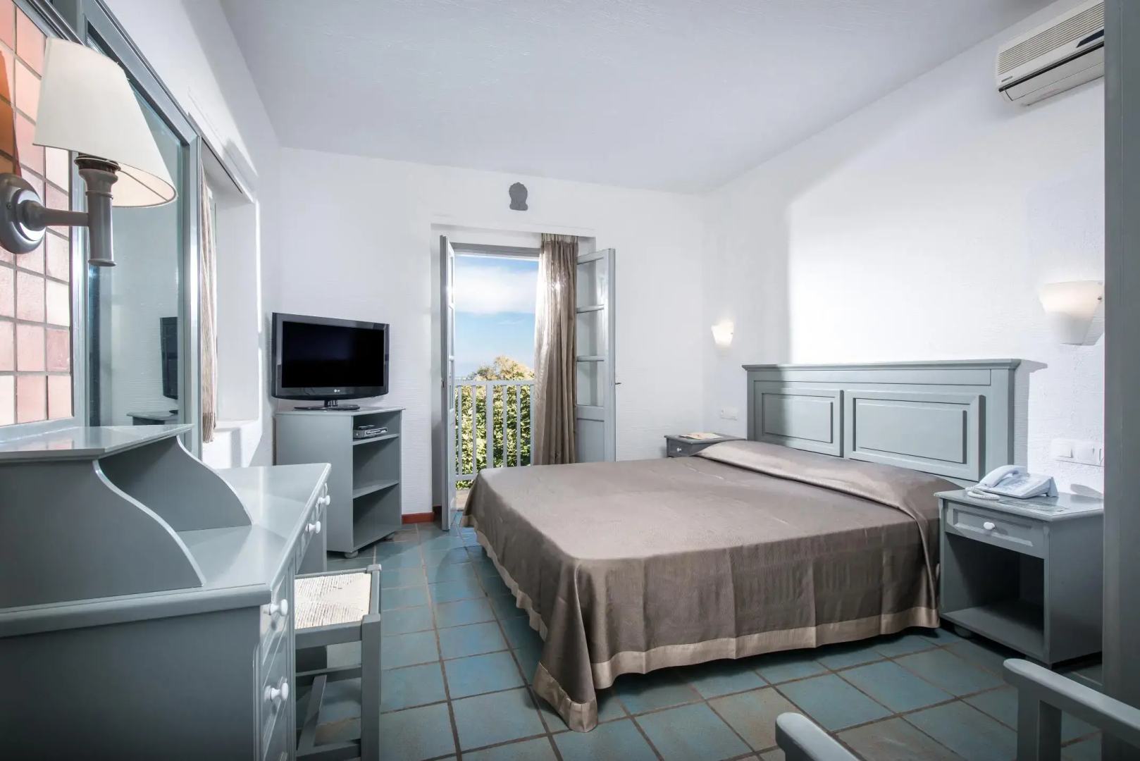 Silva Beach Hotel