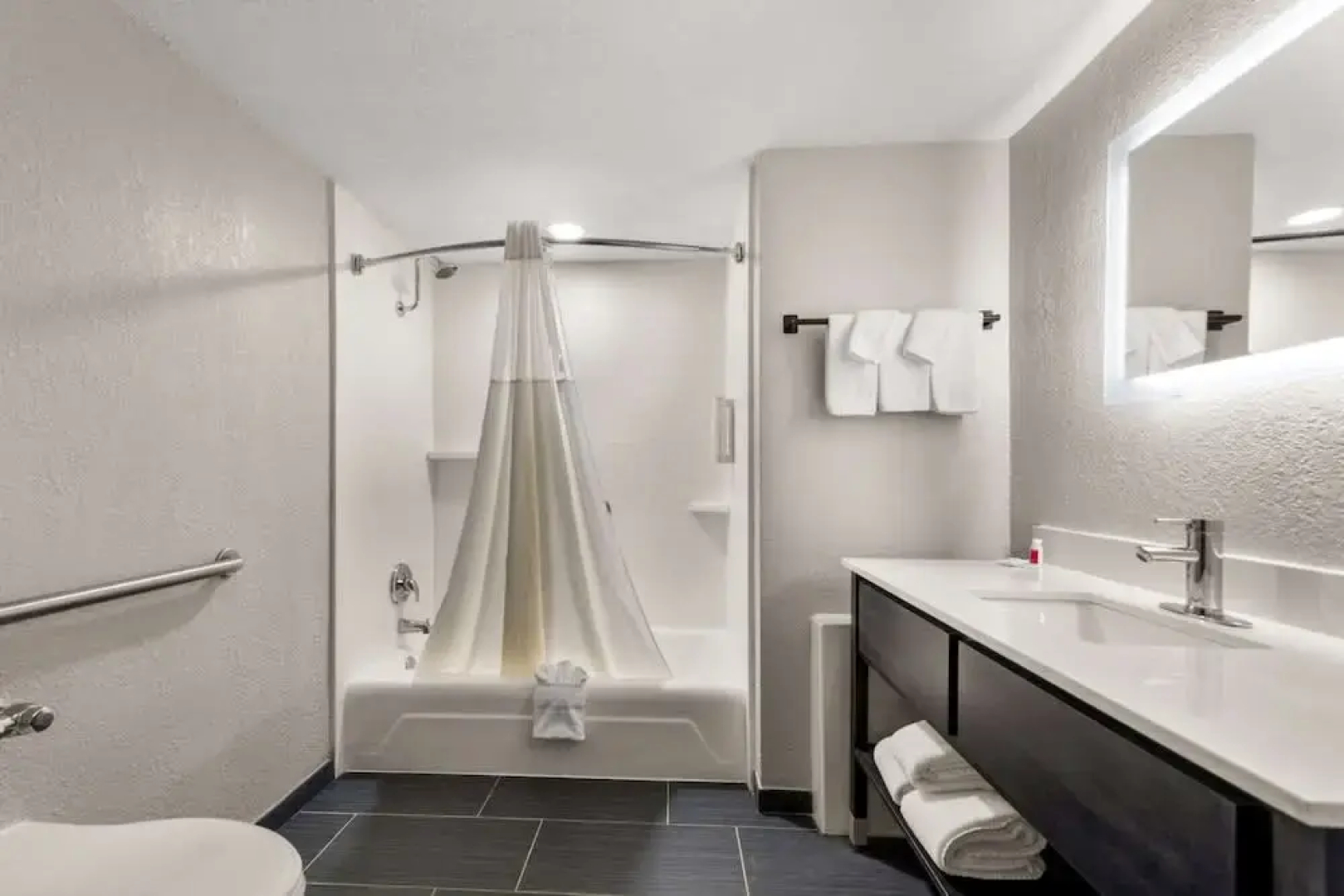 Best Western Claridge Motor Inn