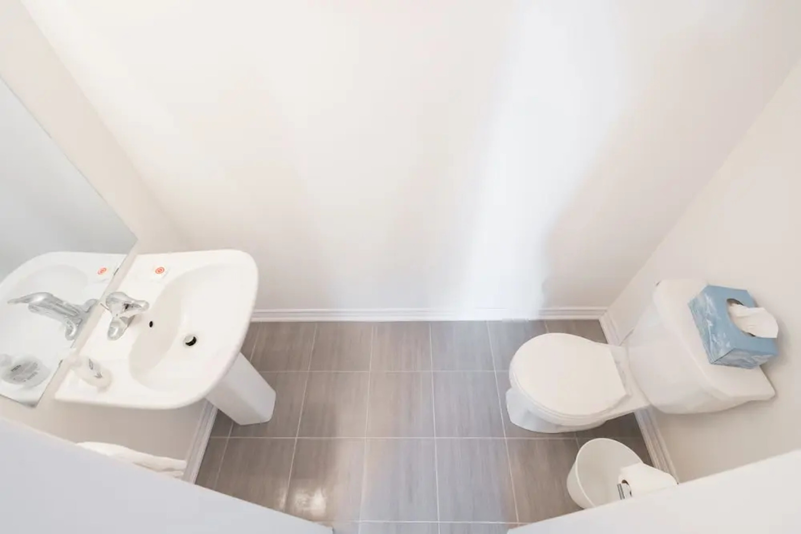 Extravagant Brand New Town House