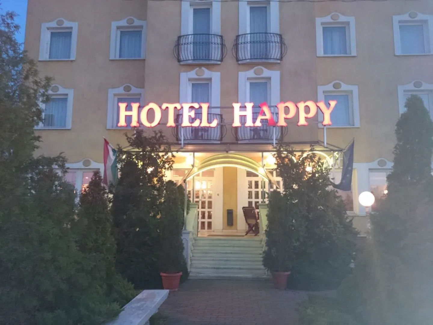 Hotel Happy Apartments
