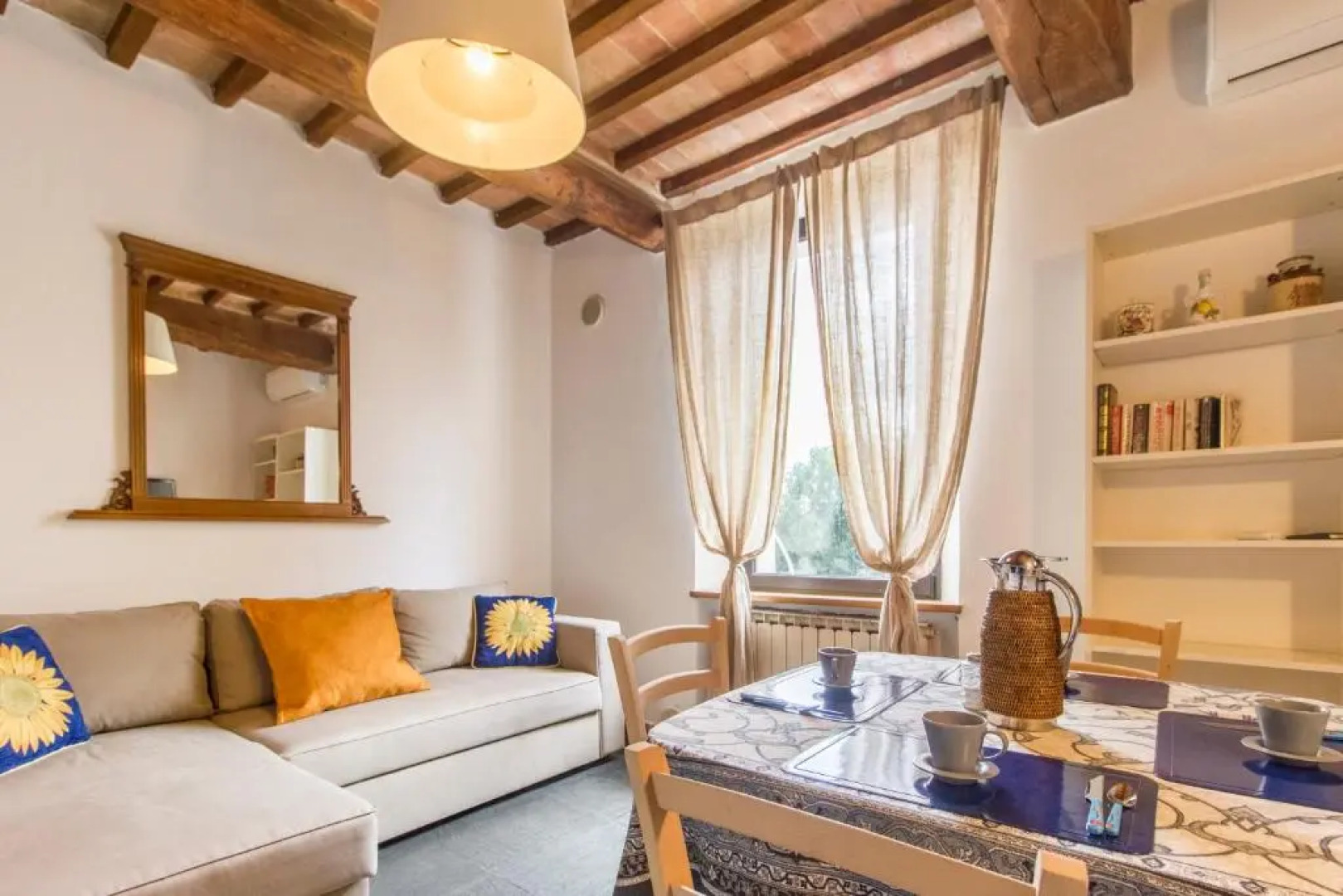 Appartamenti Villa e Fattoria di Radi Siena