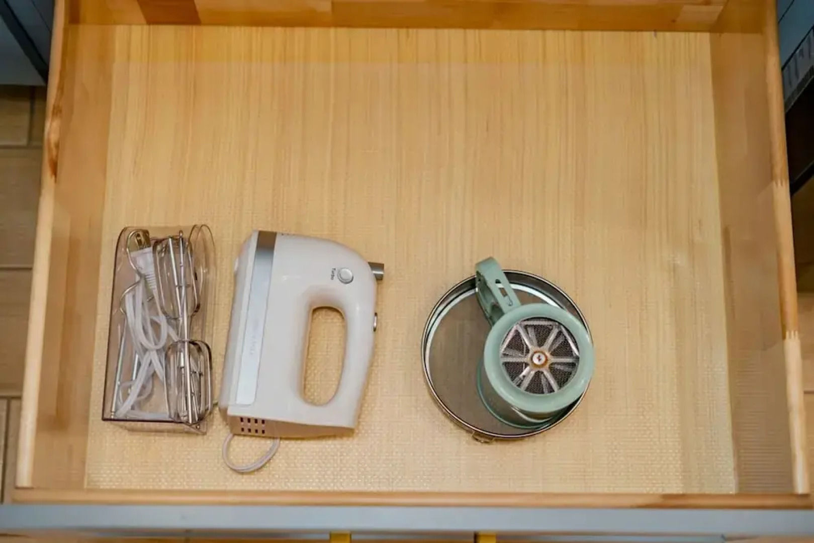 Cozy Family Retreat Game Room Backyard in Hacienda