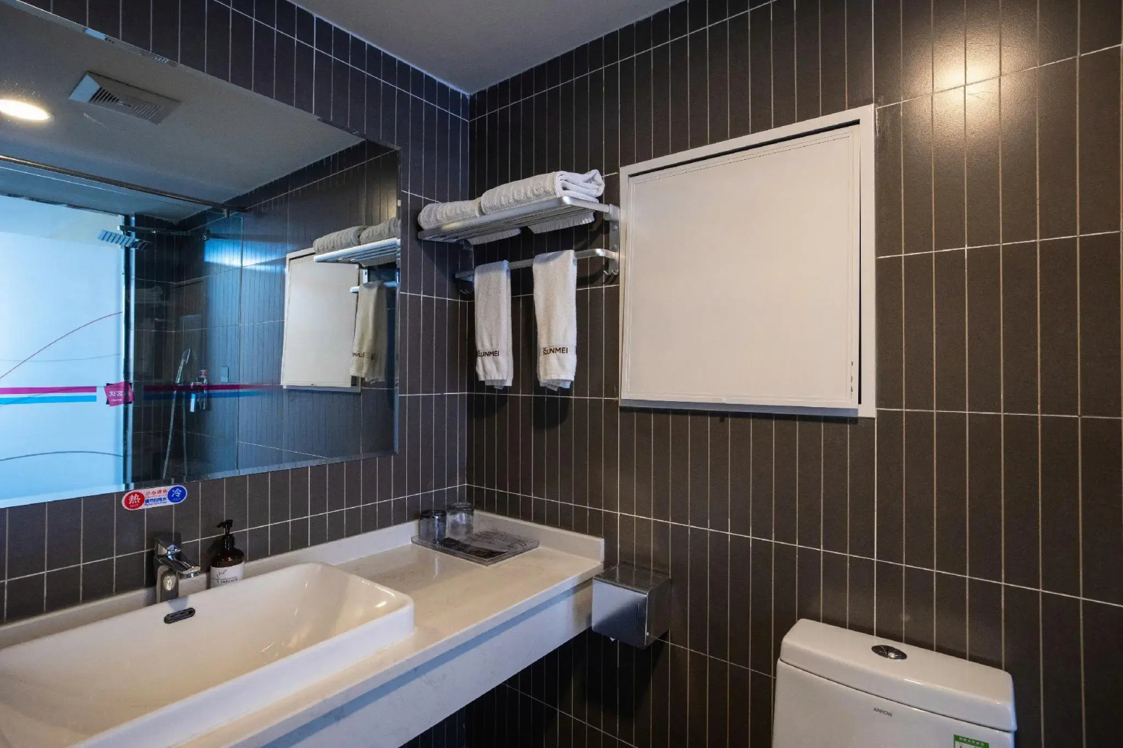 Thank Inn Plus Hotel Yunnan Honghe Gejiu City Renmin Road