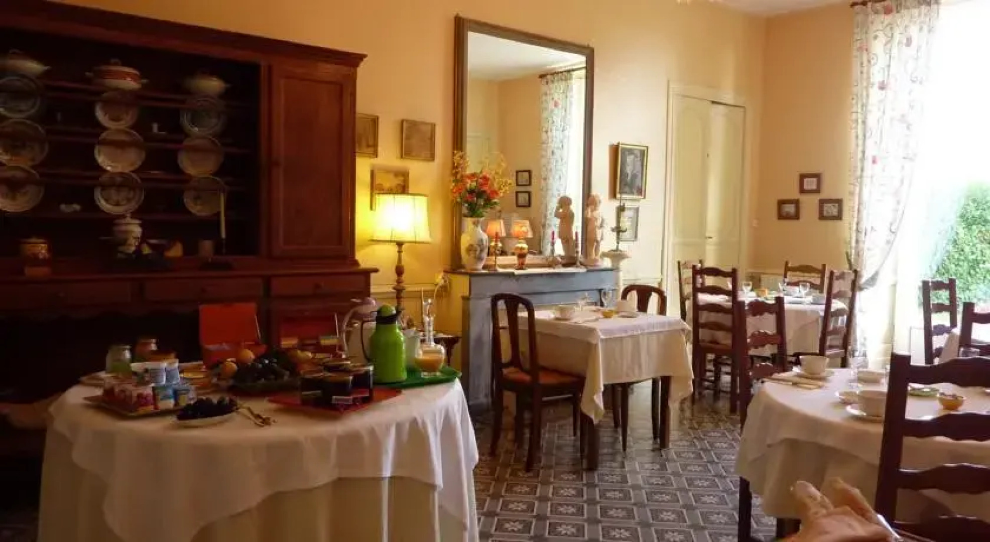 Château Gourdet Maison dHôtes