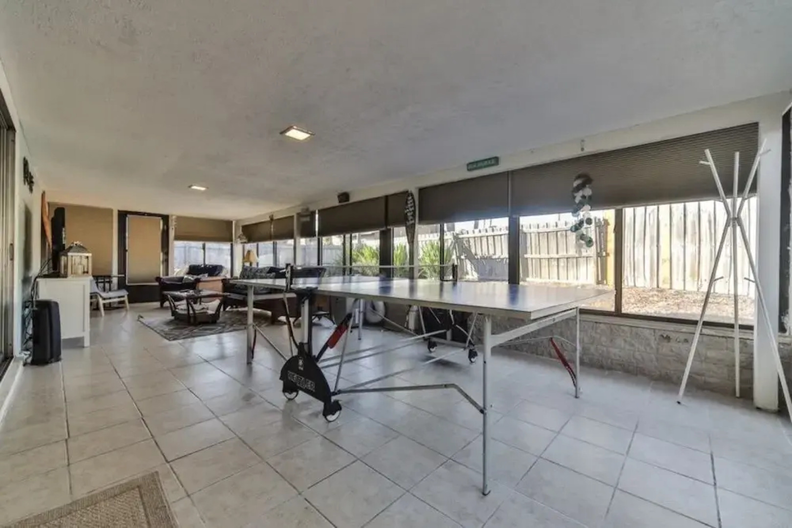 Amazing Pet Friendly 3 Bed House - Heated Pool 3 Bedroom Home by RedAwning