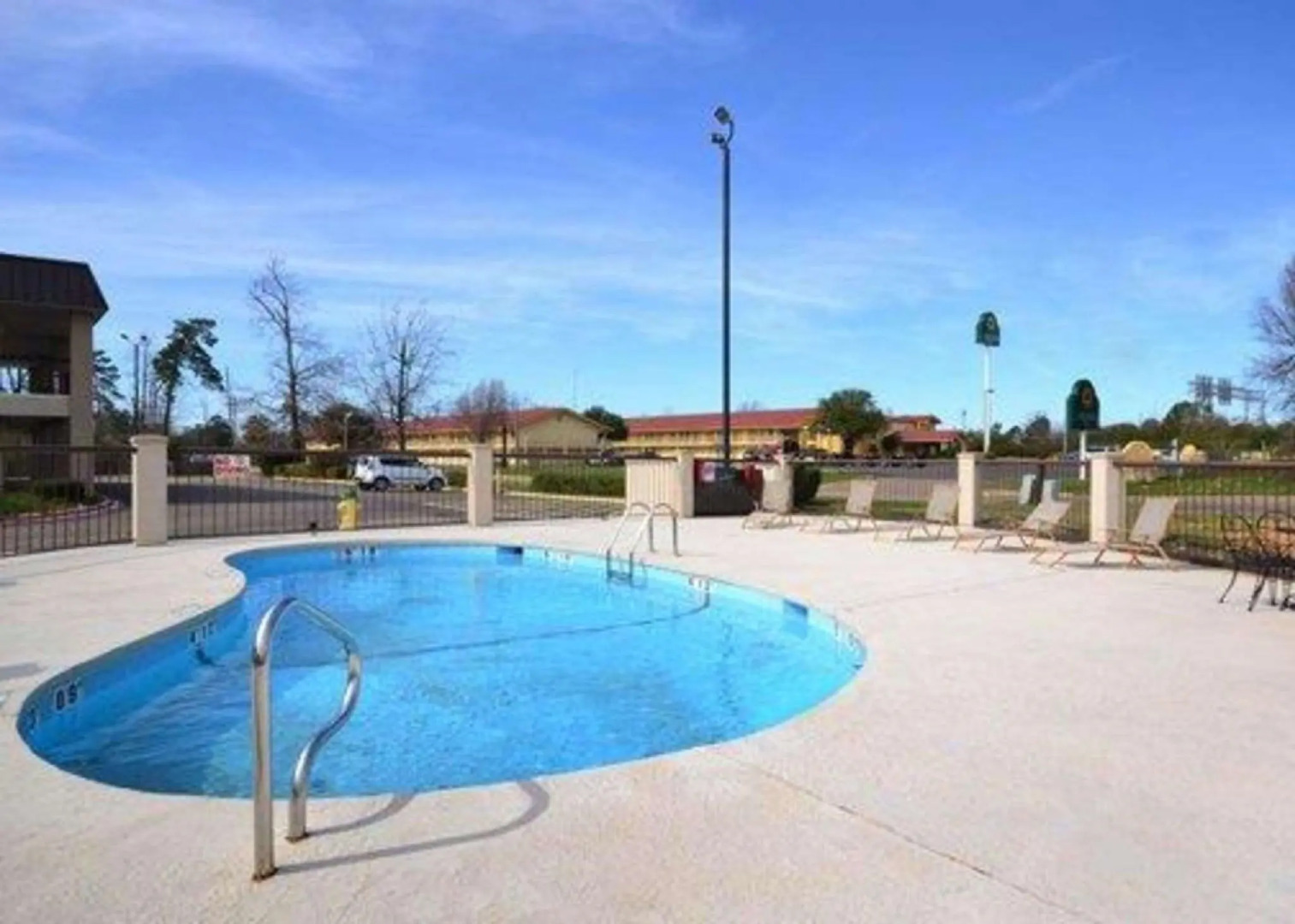 Motel 6 Texarkana, TX