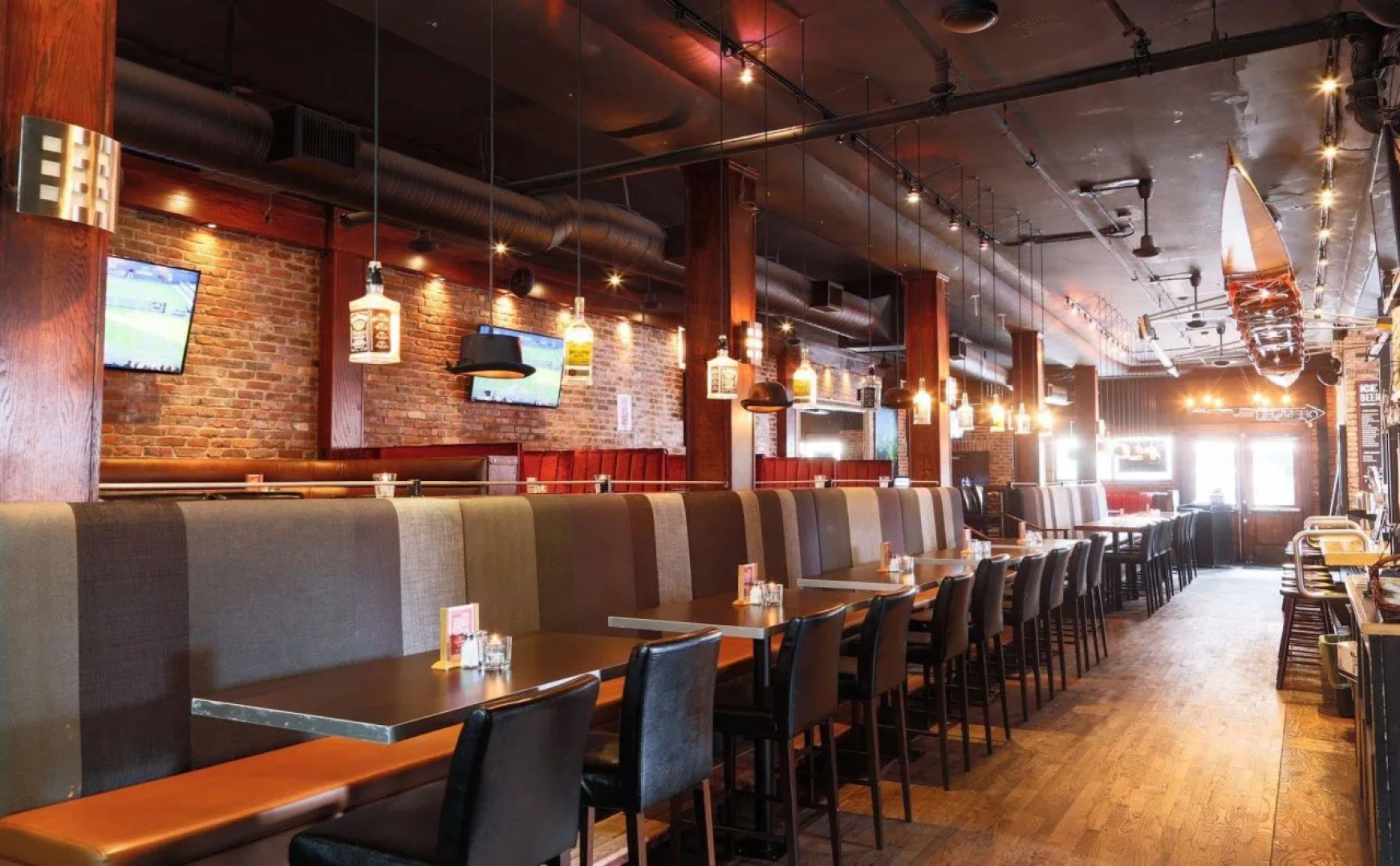 Cambie Downtown Hostel