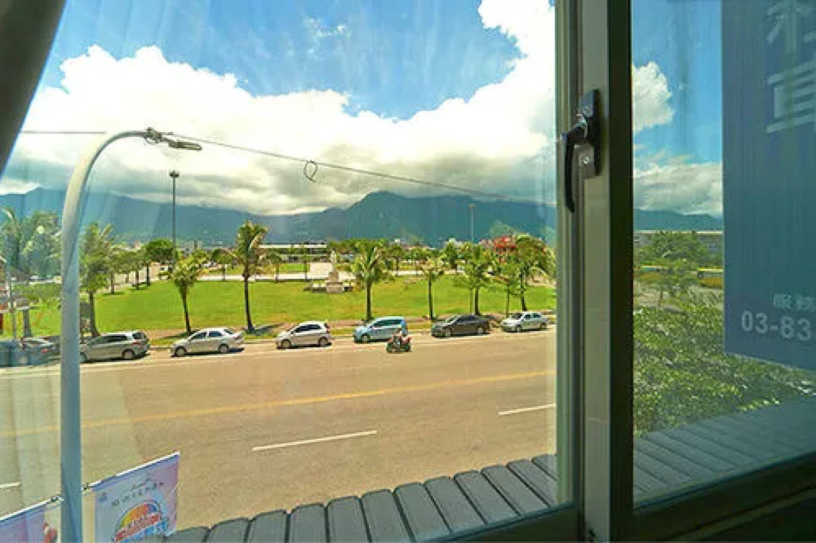 Hualien Train Station Backpackers Hostel