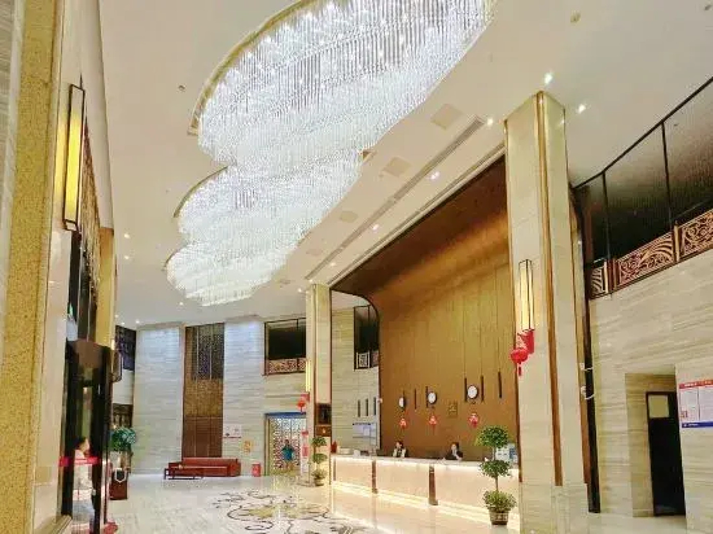 Jin Yuan International Hotel