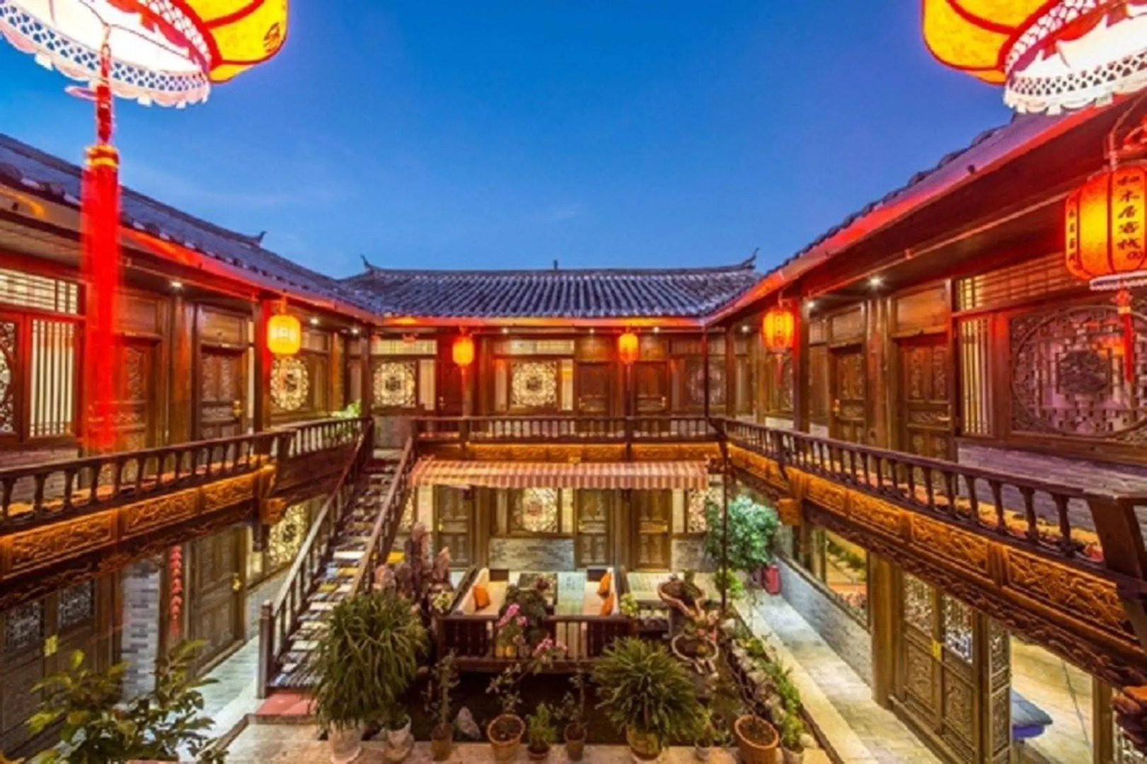 Lijiang He Mu Ju Family Inn