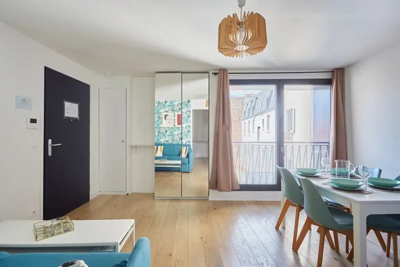 Modern Apartment Boulogne Facing "les Passages"