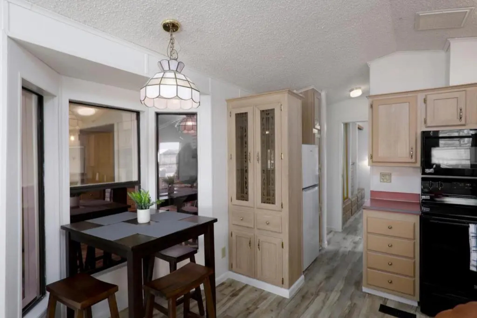 Lake Havasu Cabin Mtn&Lake Views, FREE ON SITE Boat Launch ramp and marina