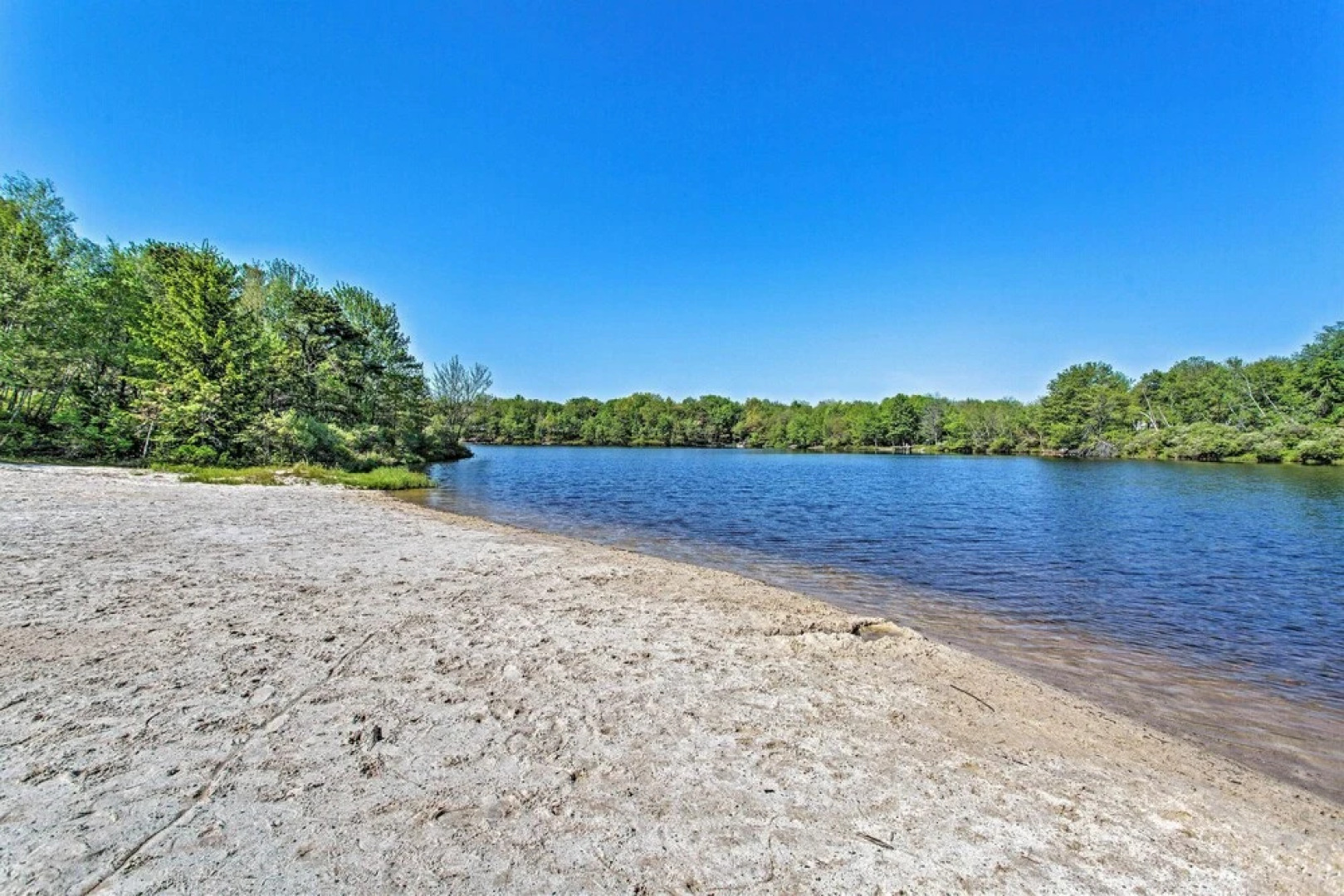 Lakefront Long Pond Home w/ Wraparound Deck!