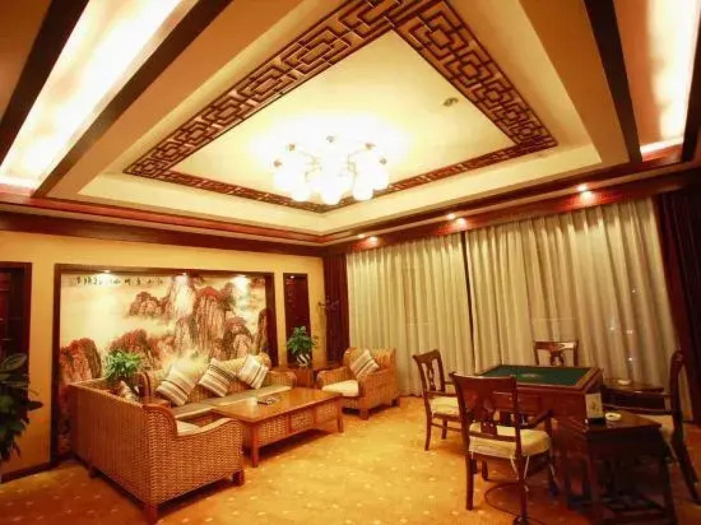 Jiangshan Hotel
