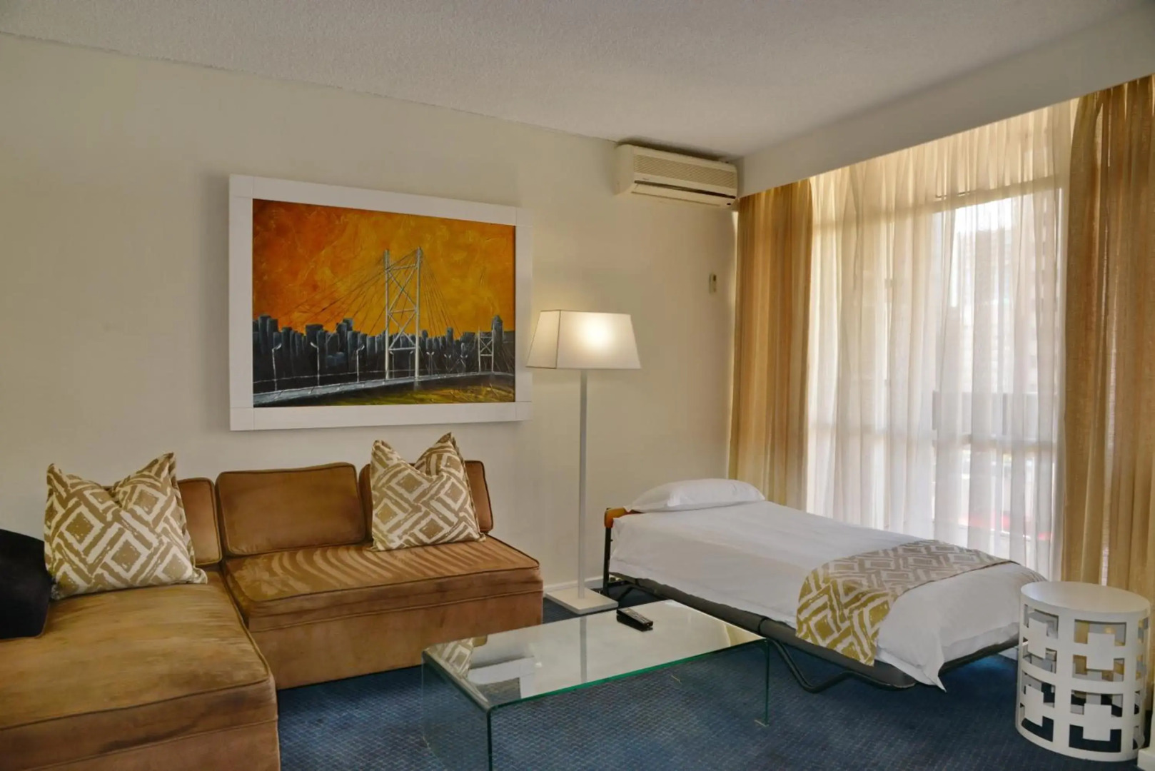 The Parktonian All Suite Hotel