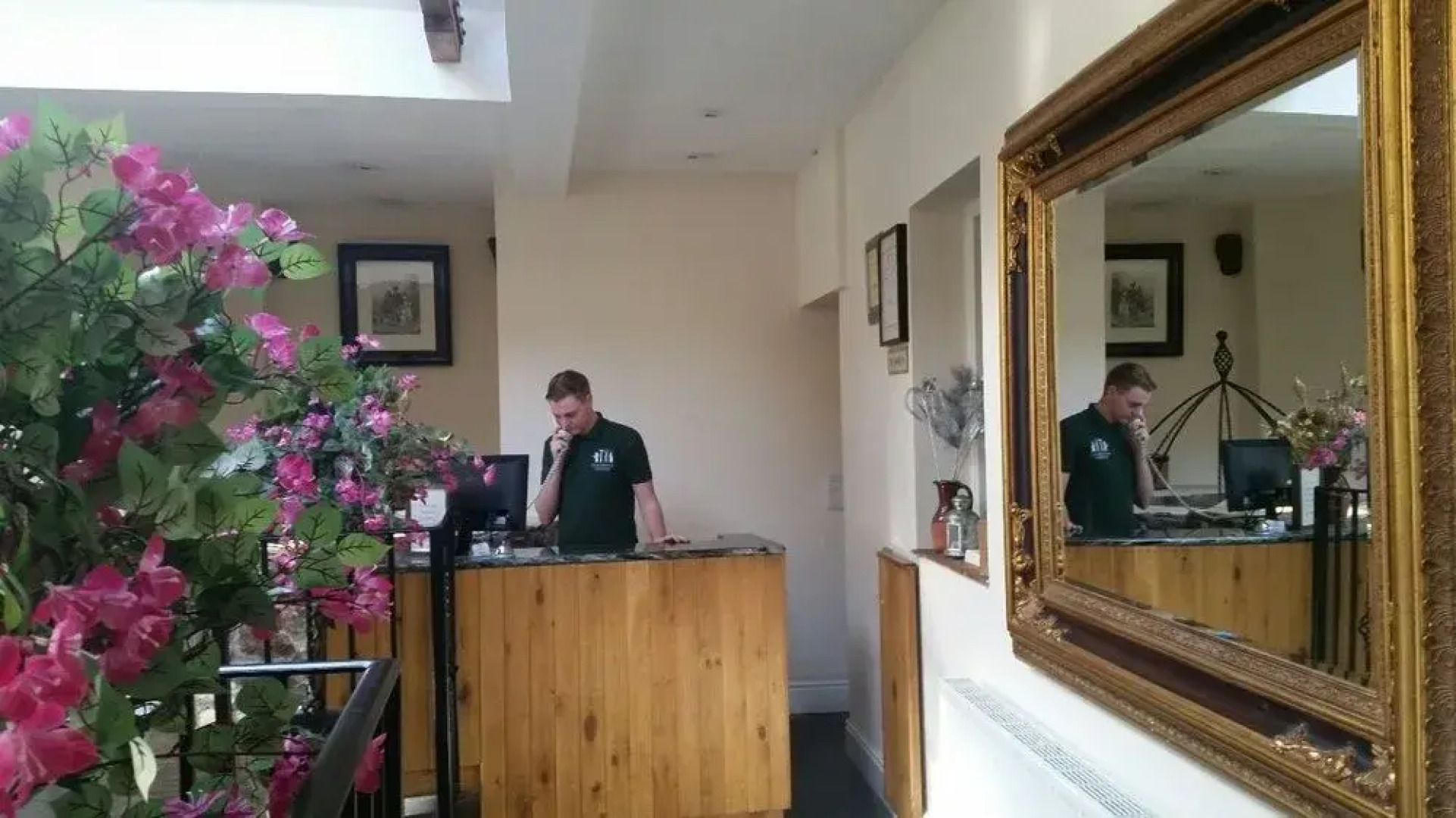 Guildhall Tavern Hotel & Restaurant