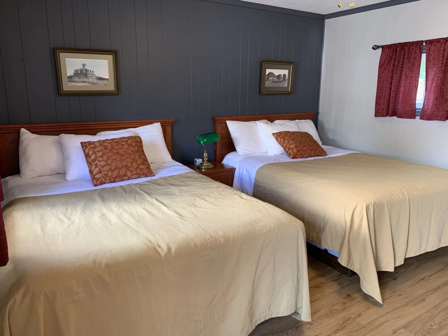 Glen Garry Motel and Cottages