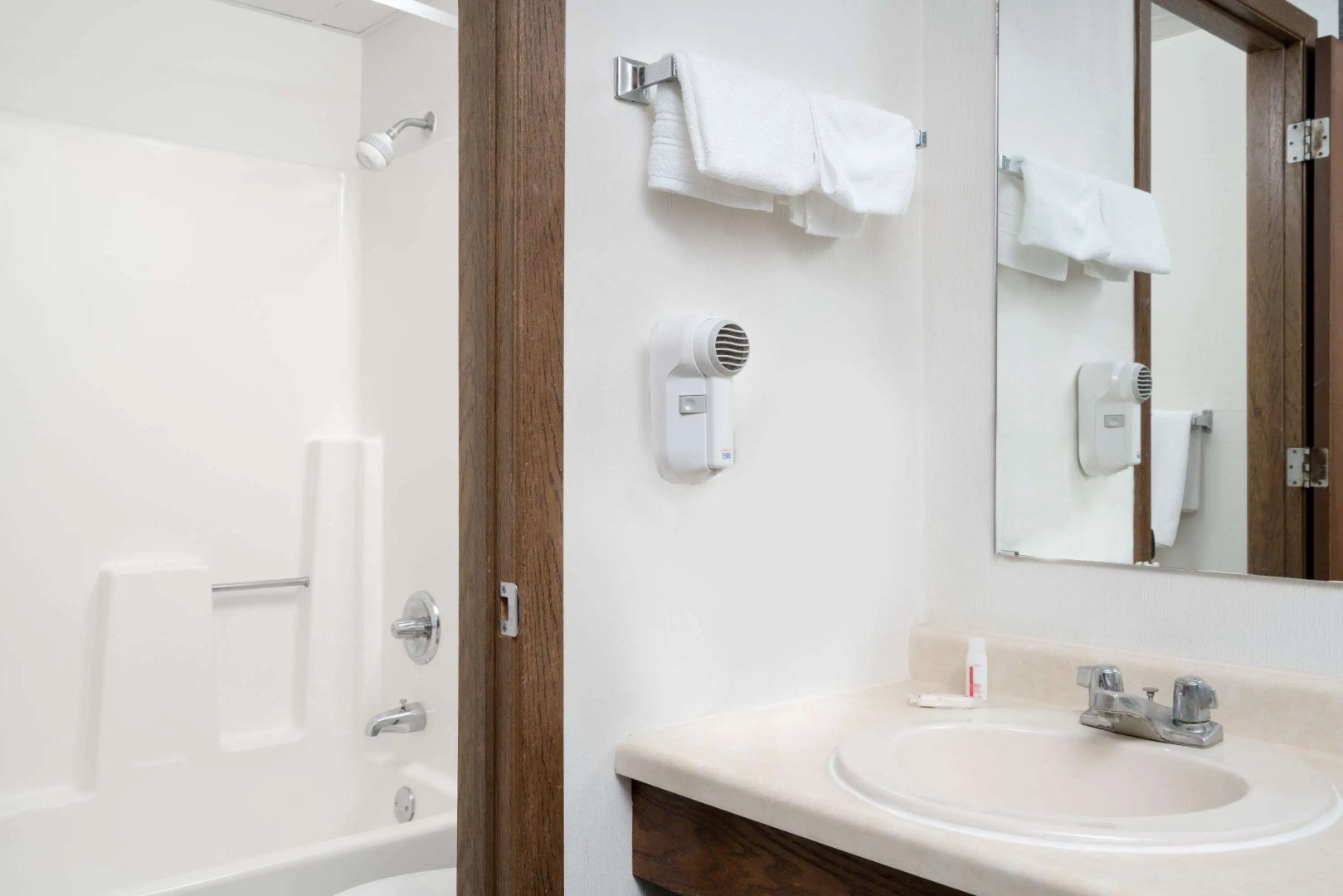 Days Inn by Wyndham St Cloud